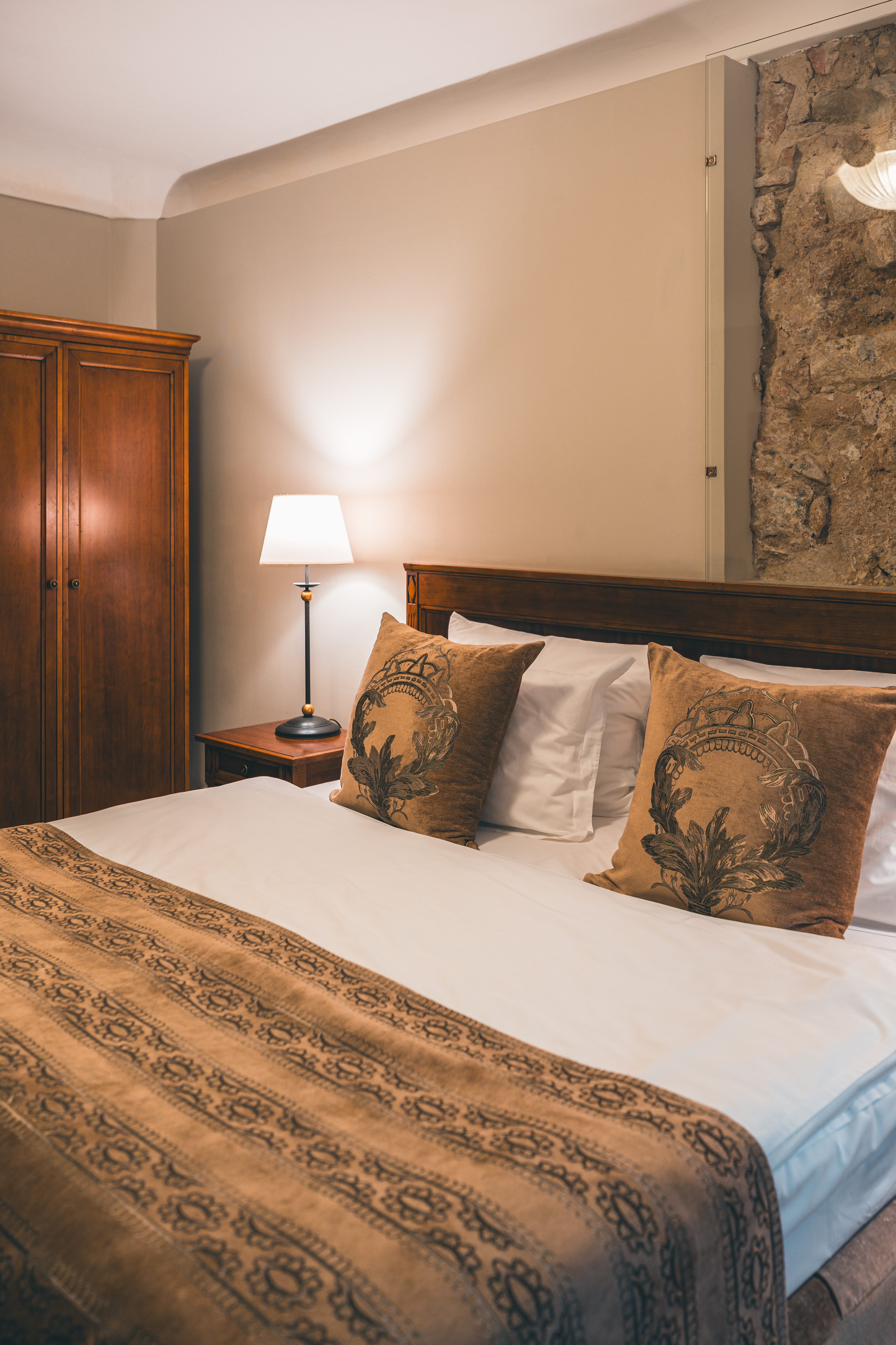 Double or Twin Deluxe with Terrace