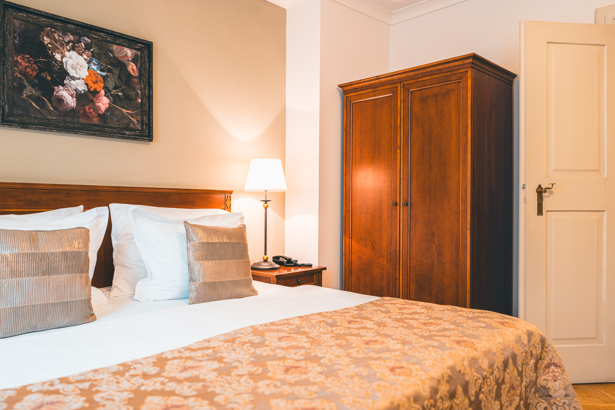 Double or Twin Deluxe