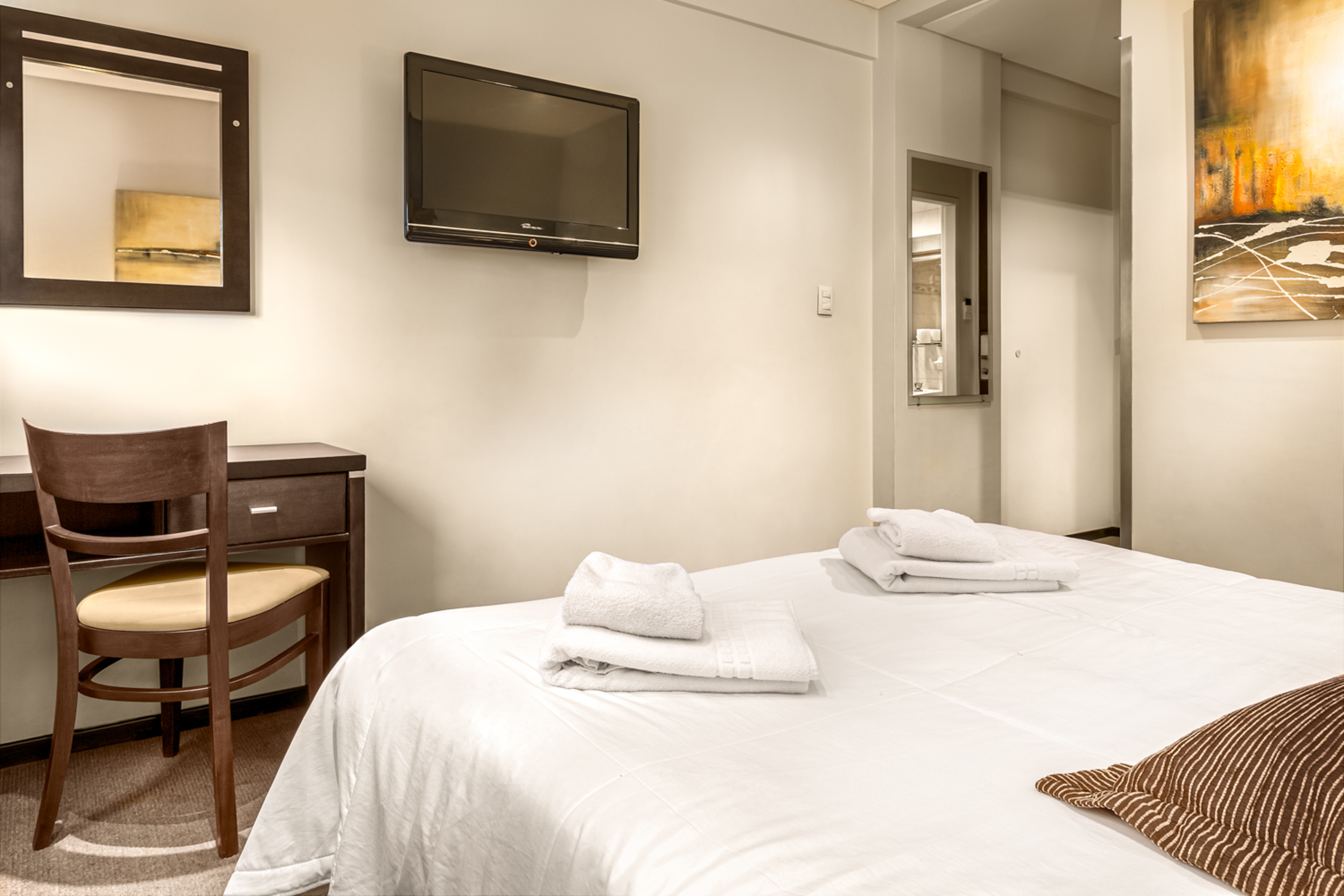 Apartment Two Bedrooms One Bathroom