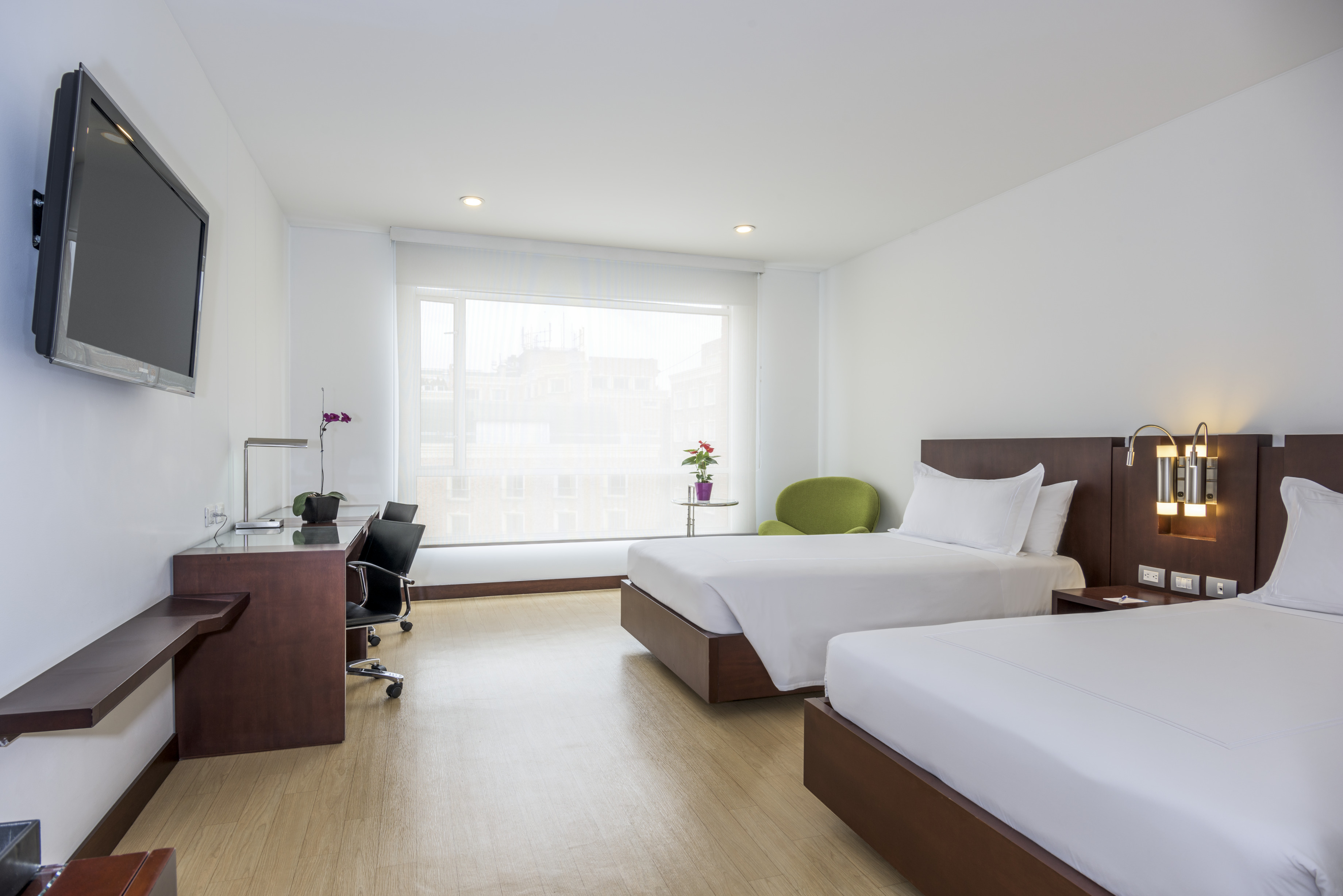 Family Room Capacity 1