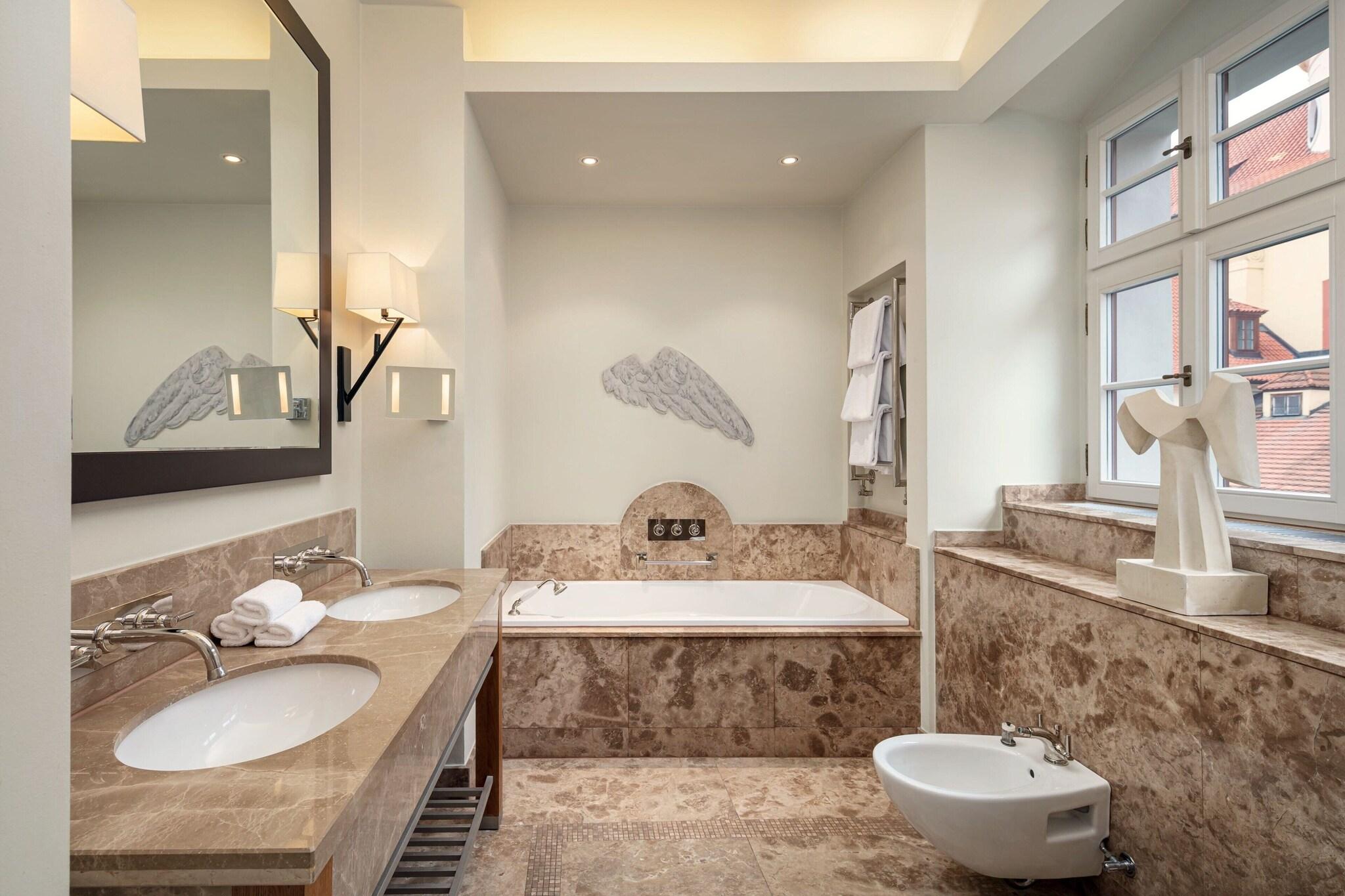 Double Premium with Views