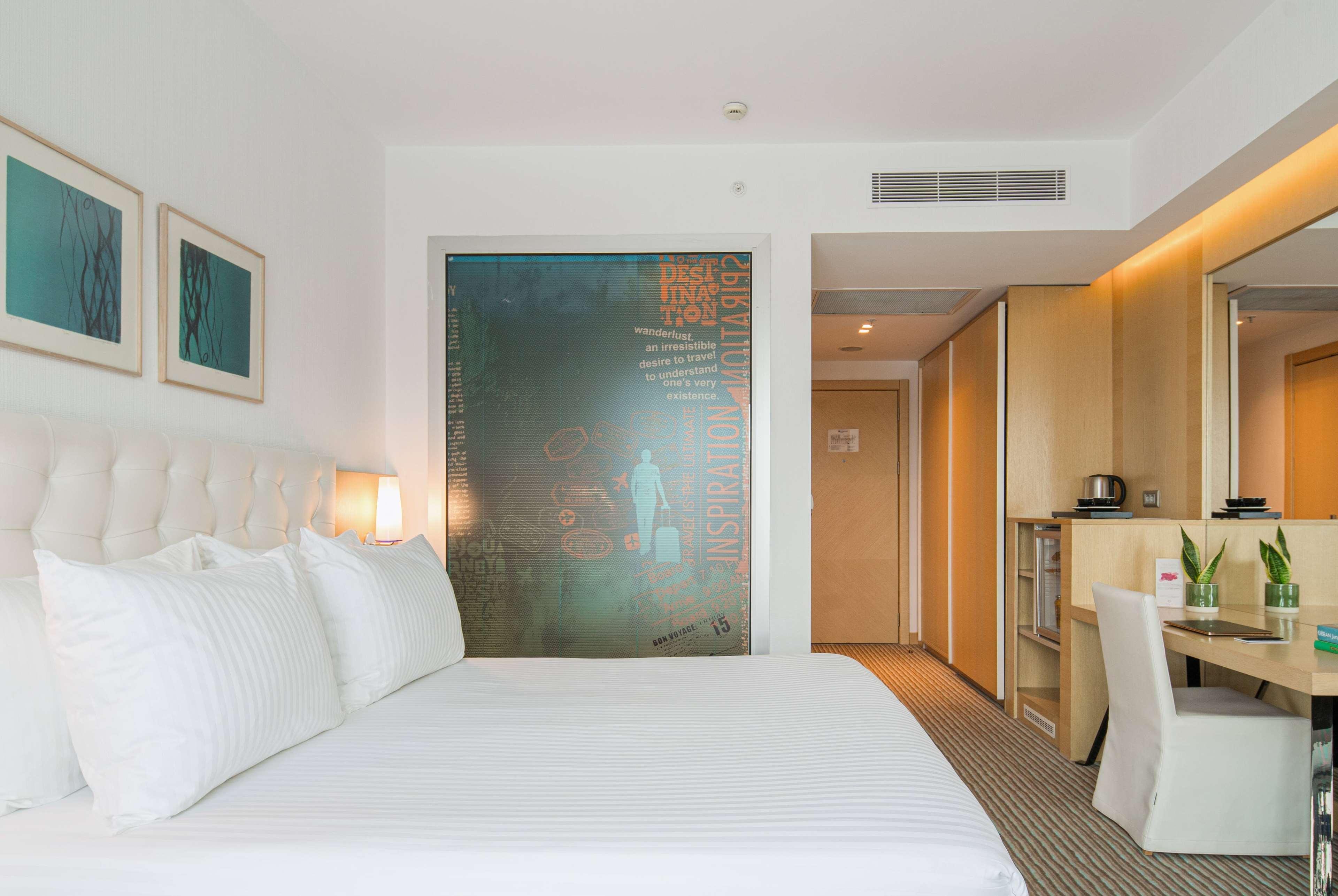 Double King Size Bed