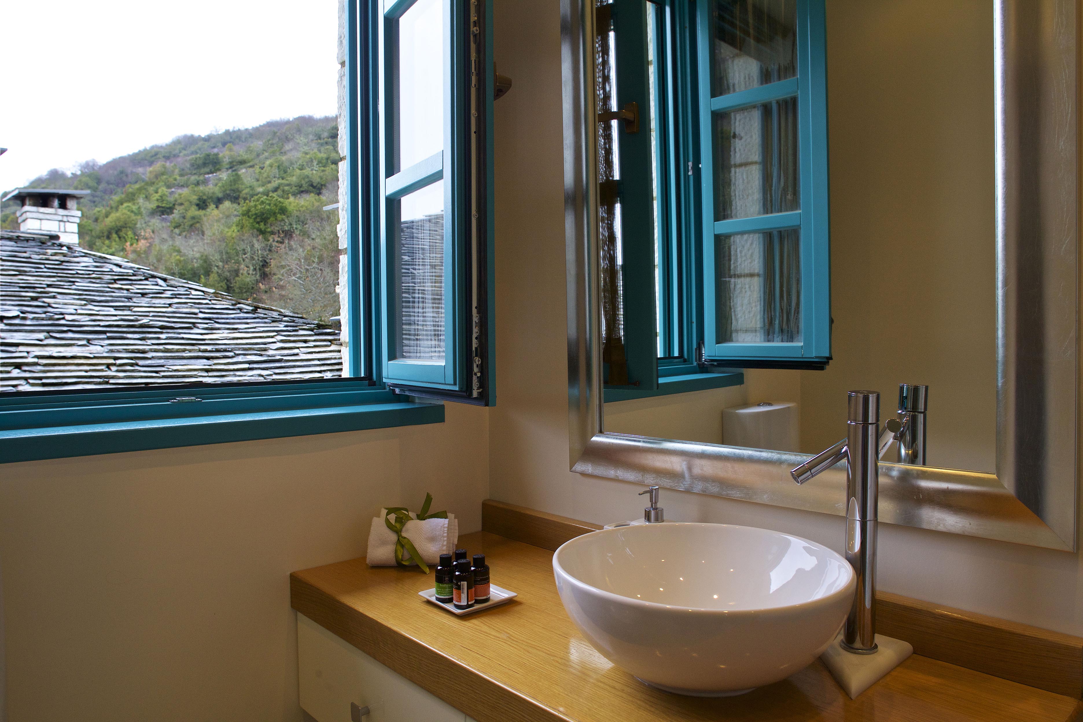 Family Room Capacity 5 Two Bedrooms