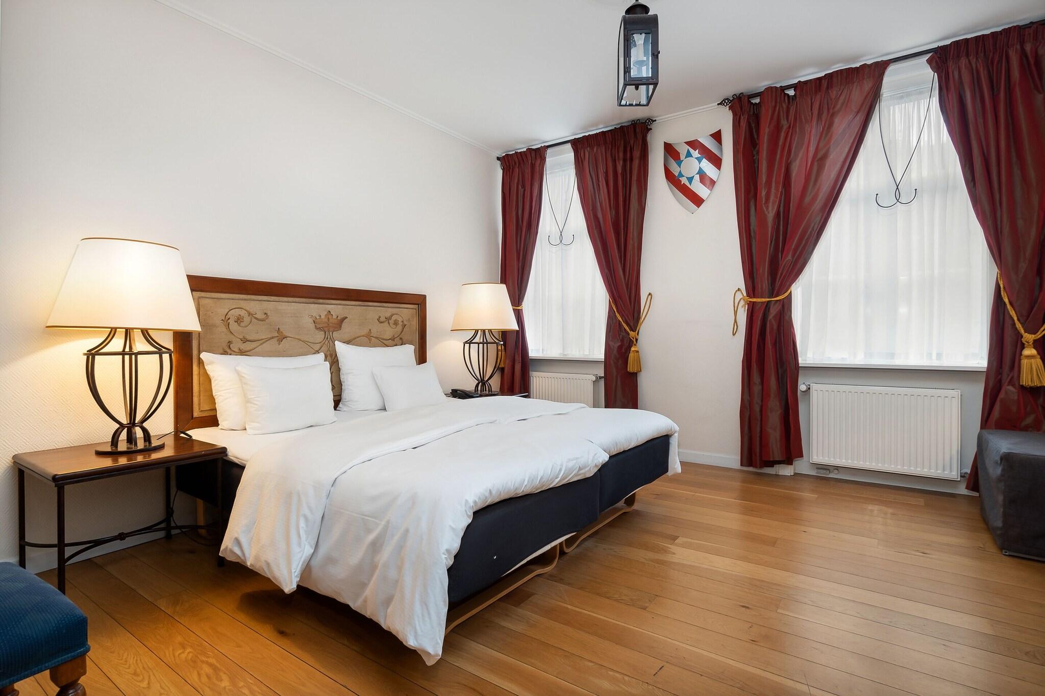 Junior Suite King Size Bed