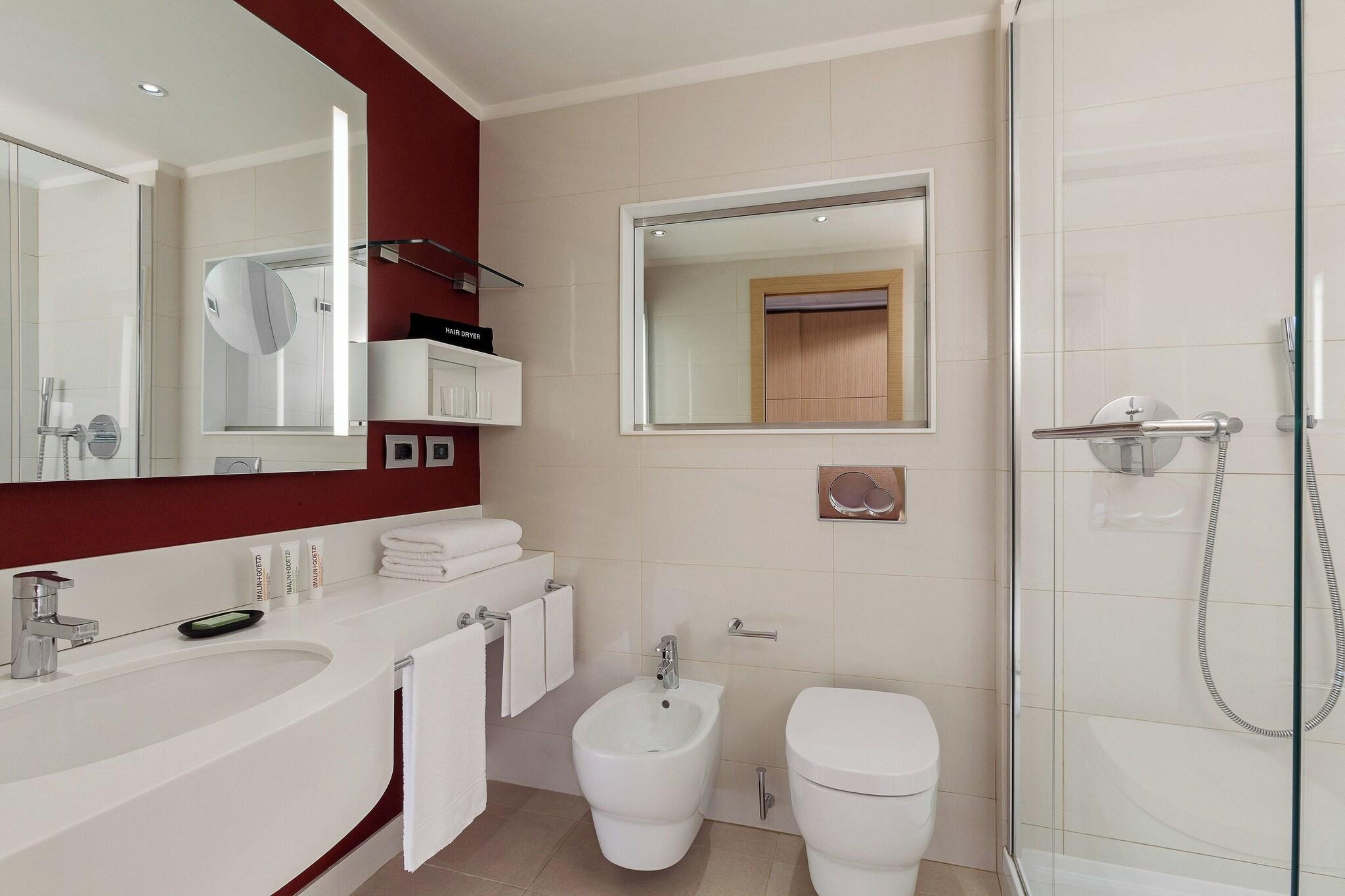 Double Executive King Bed