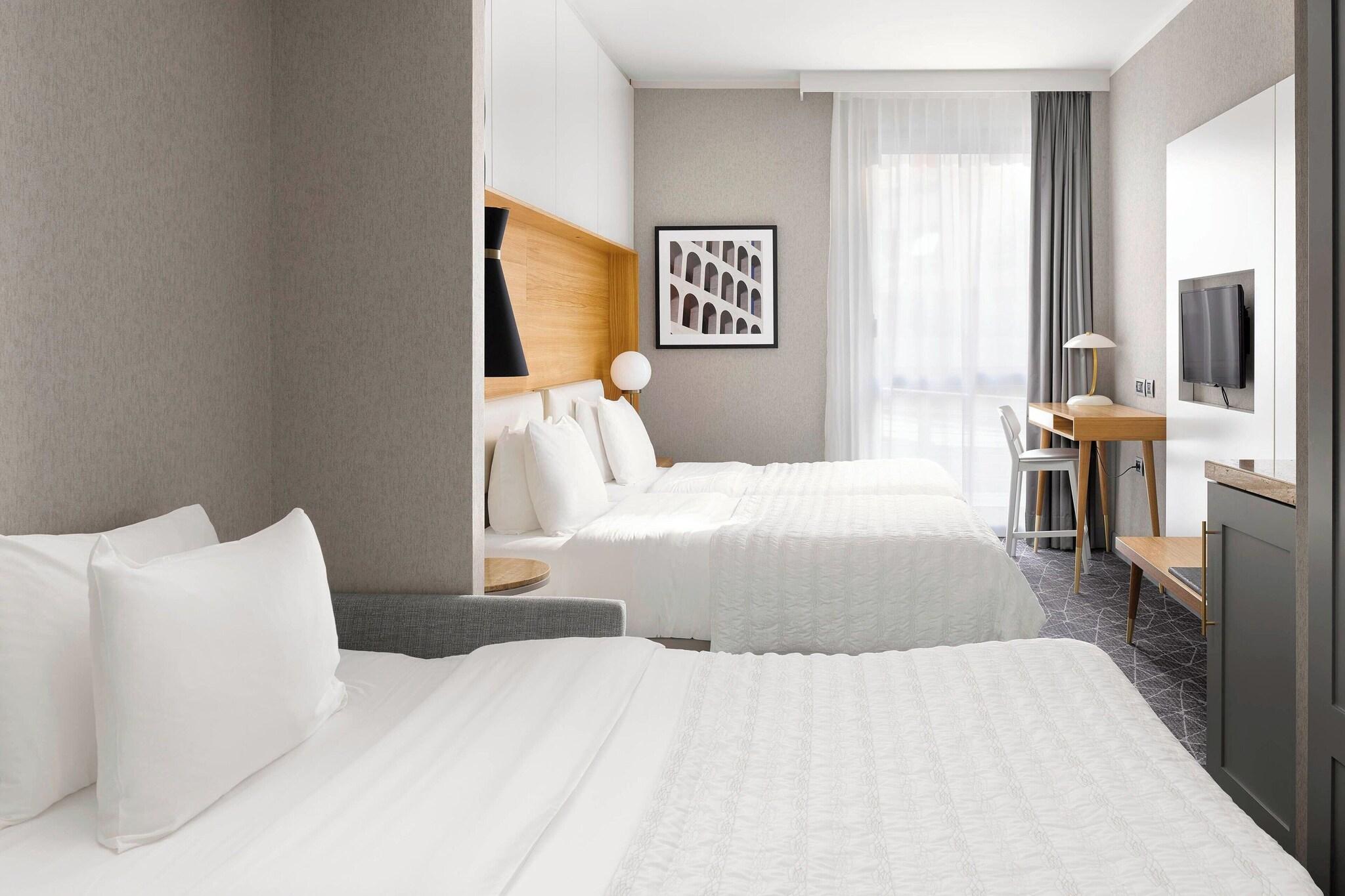 Triple Superior King Bed