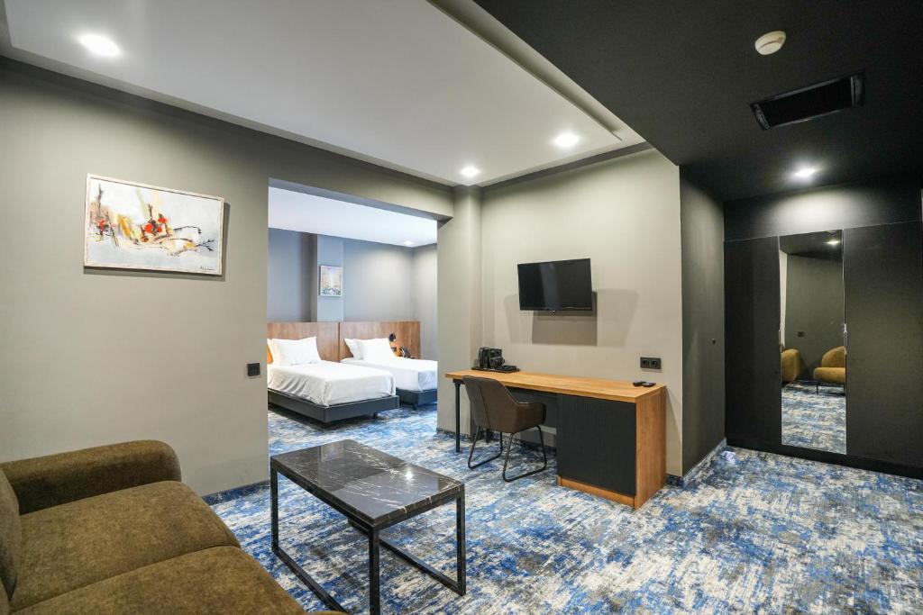 Family Room Two Beds