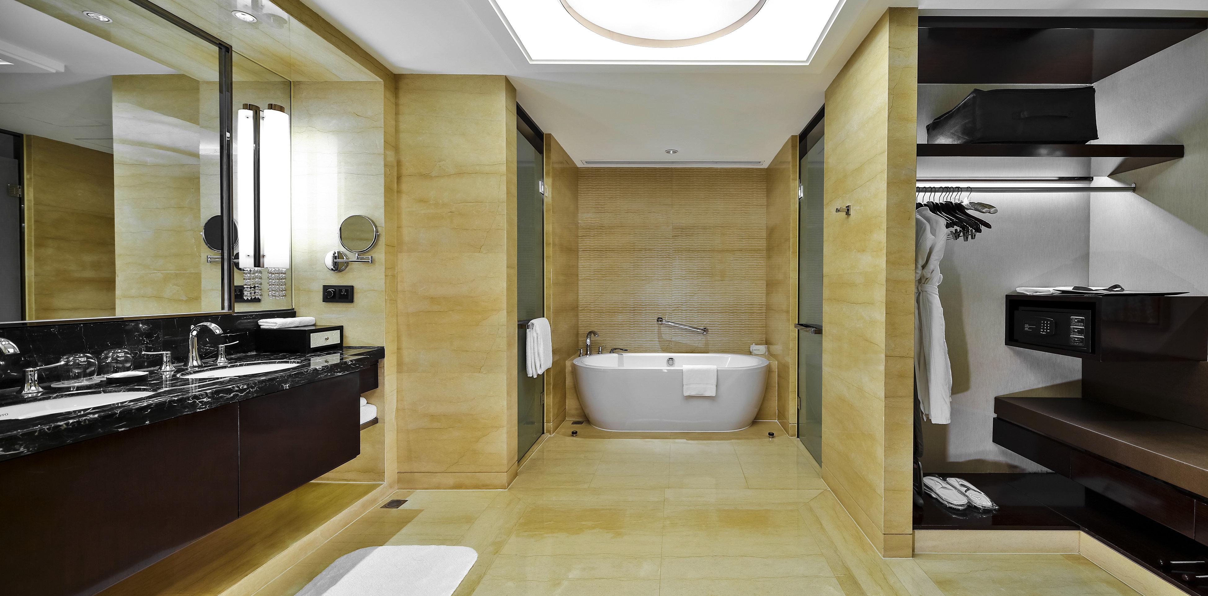 Suite King Bed One Bedroom 