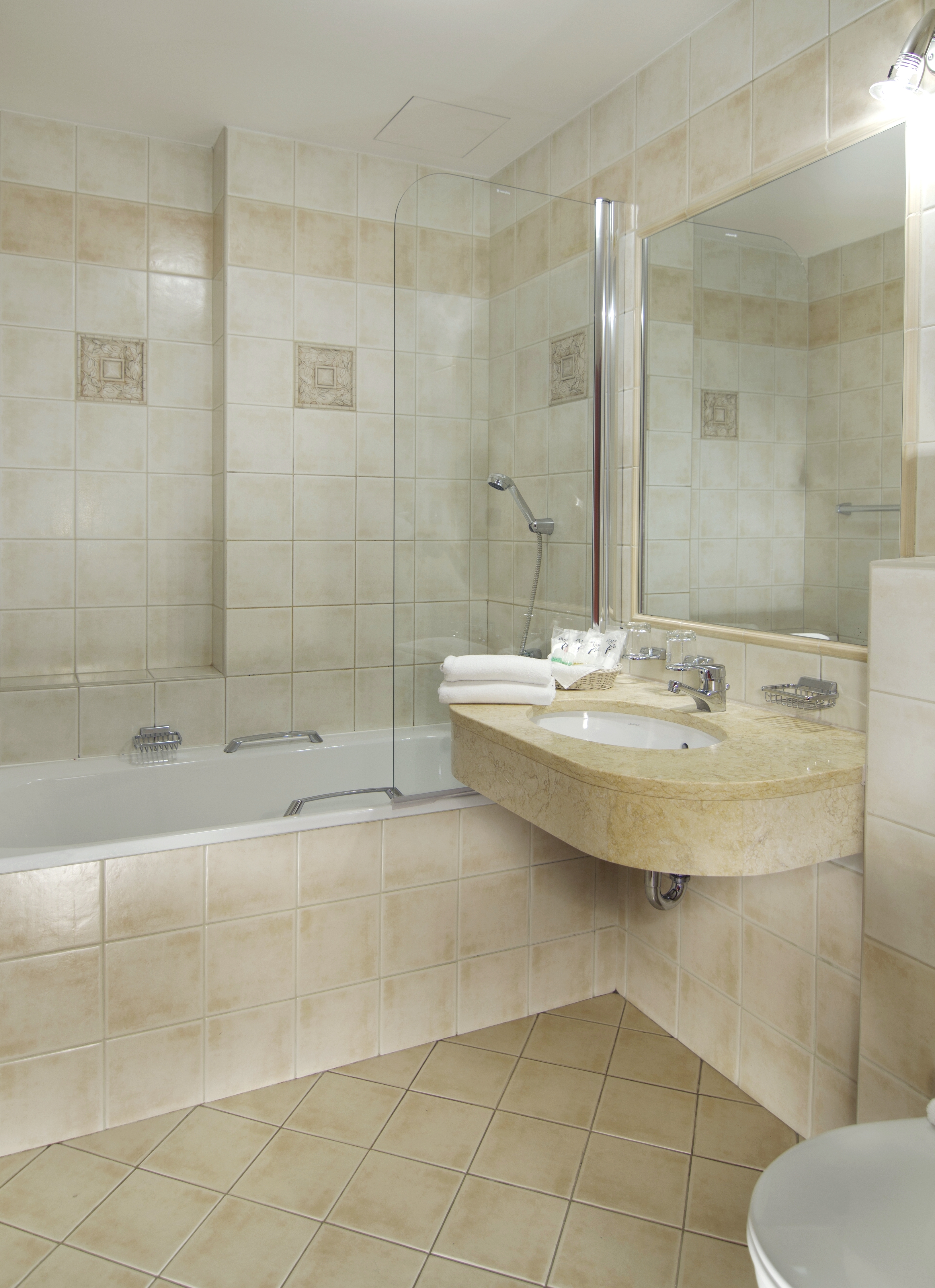 Double or Twin Standard