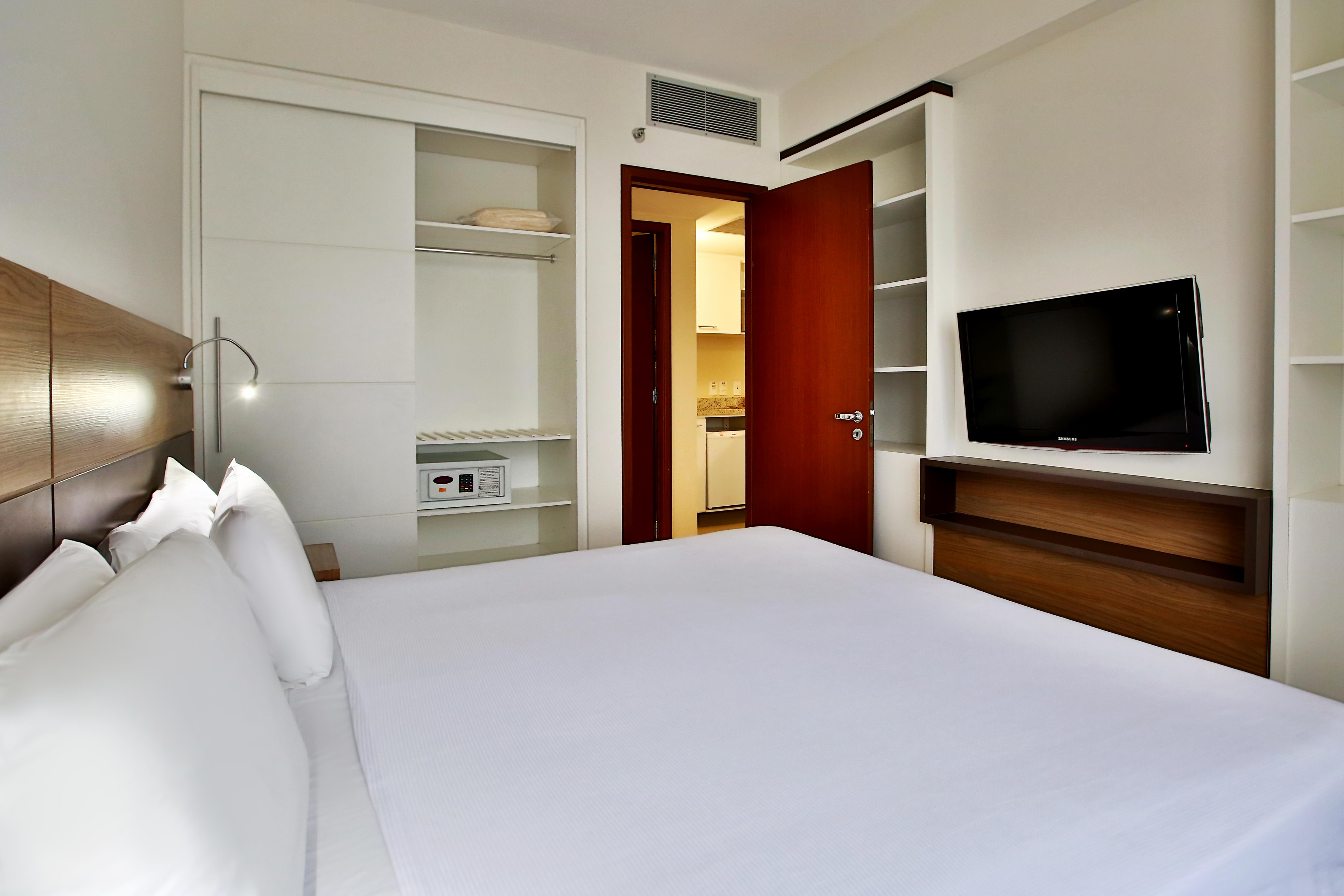 Double Superior Queen Bed