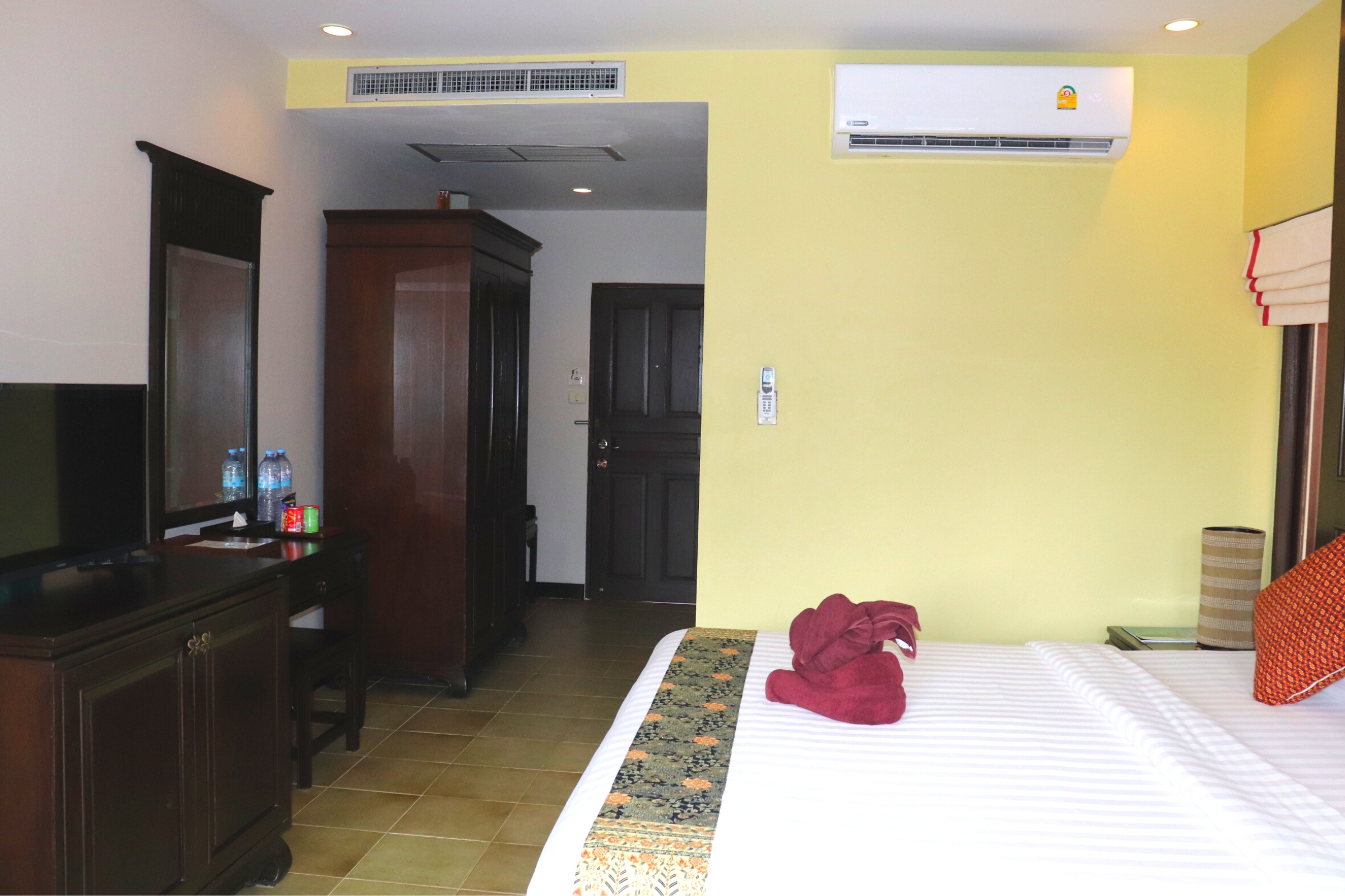 Double Superior Pool View