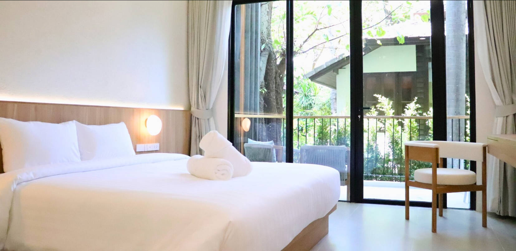 Double Premier King Bed