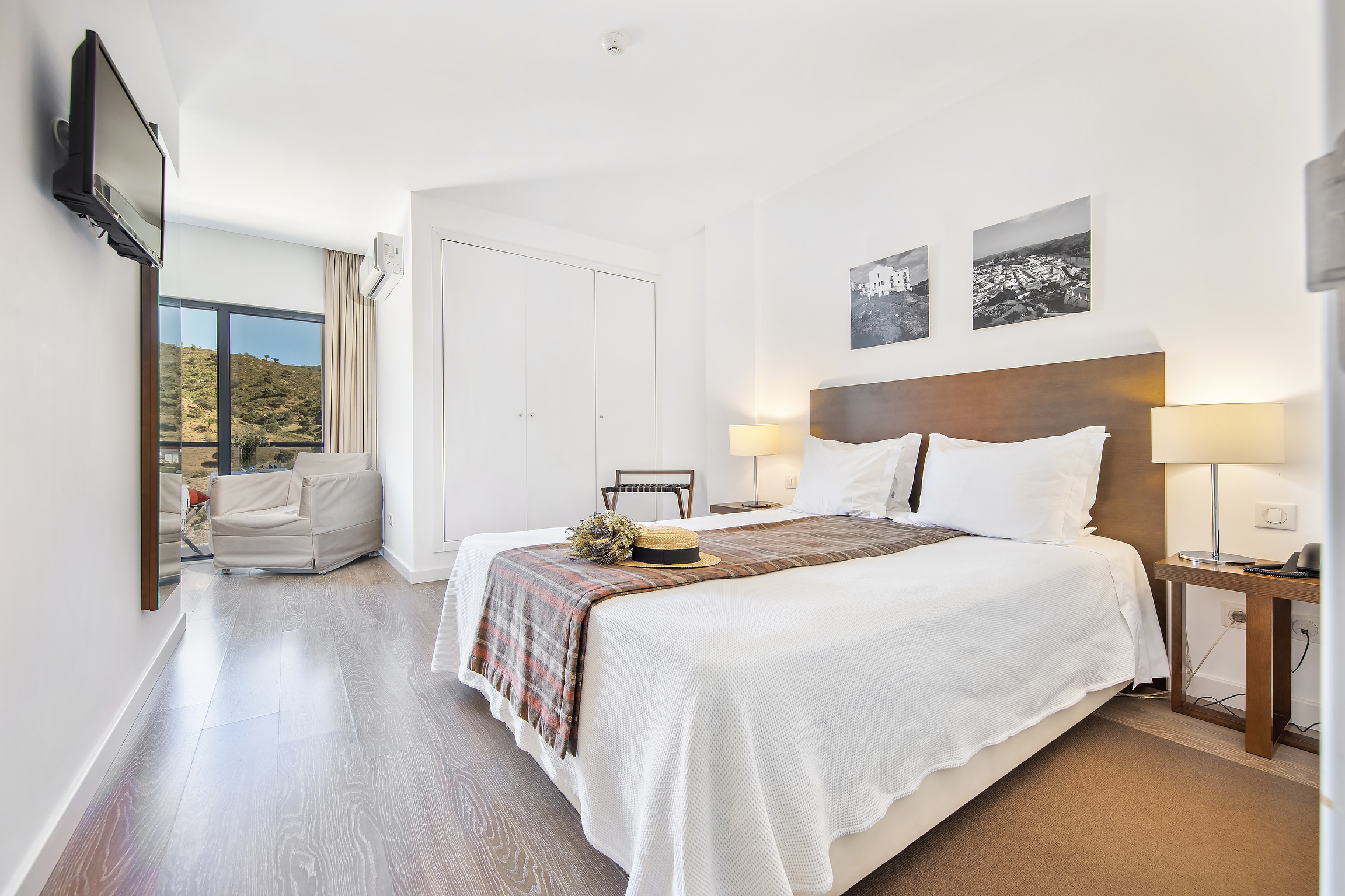 Double or Twin Standard