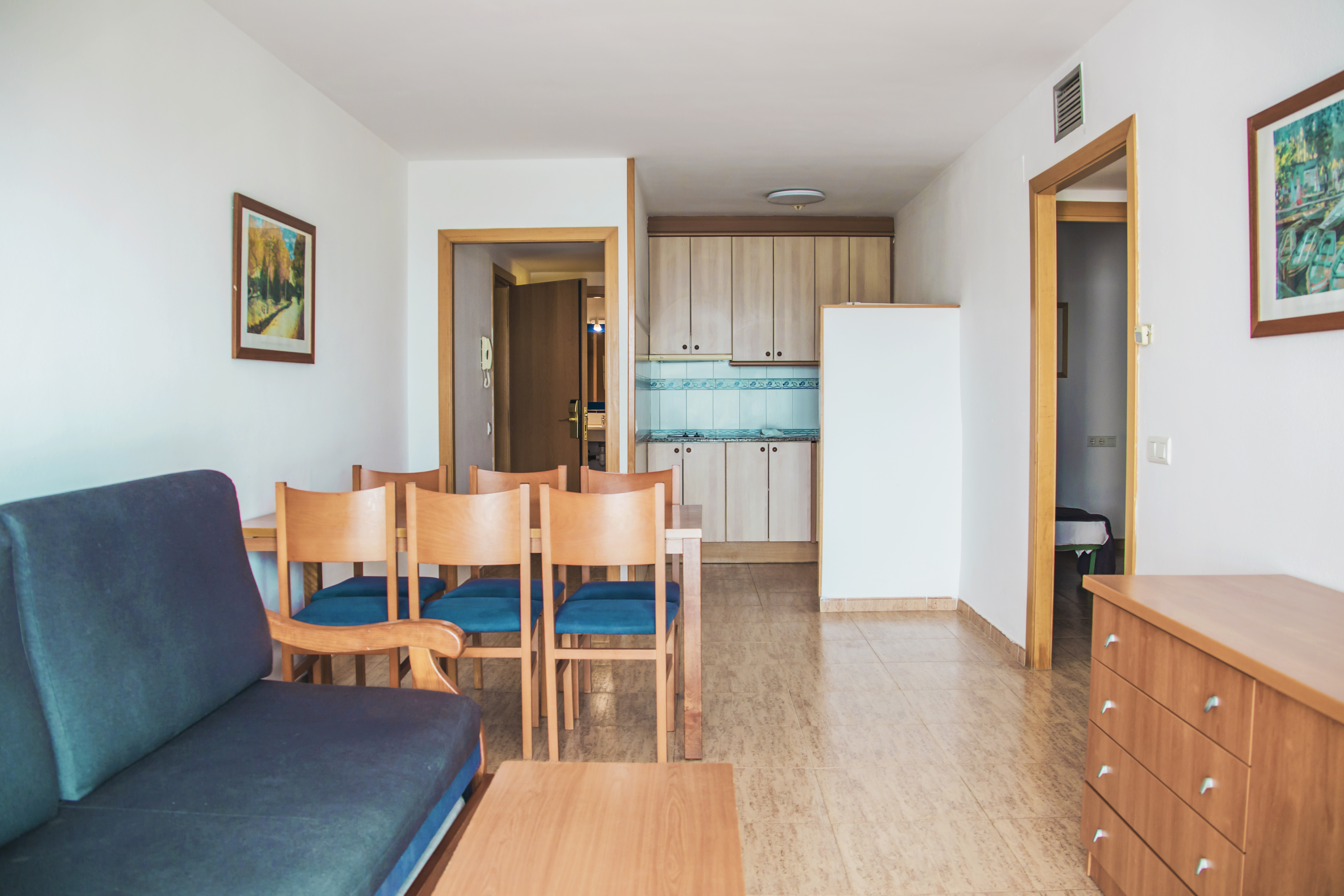 Apartment Capacity 6 Two Bedrooms