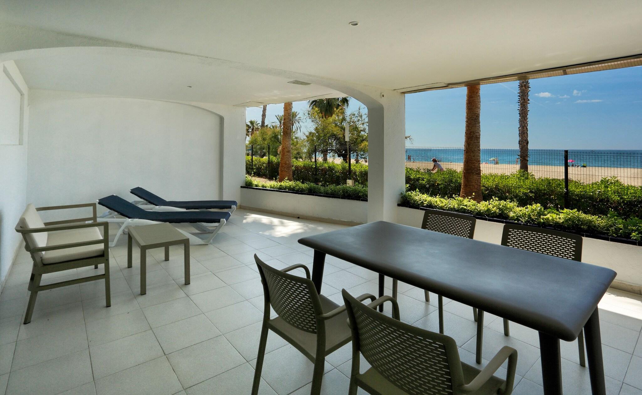 Studio Superior with Views