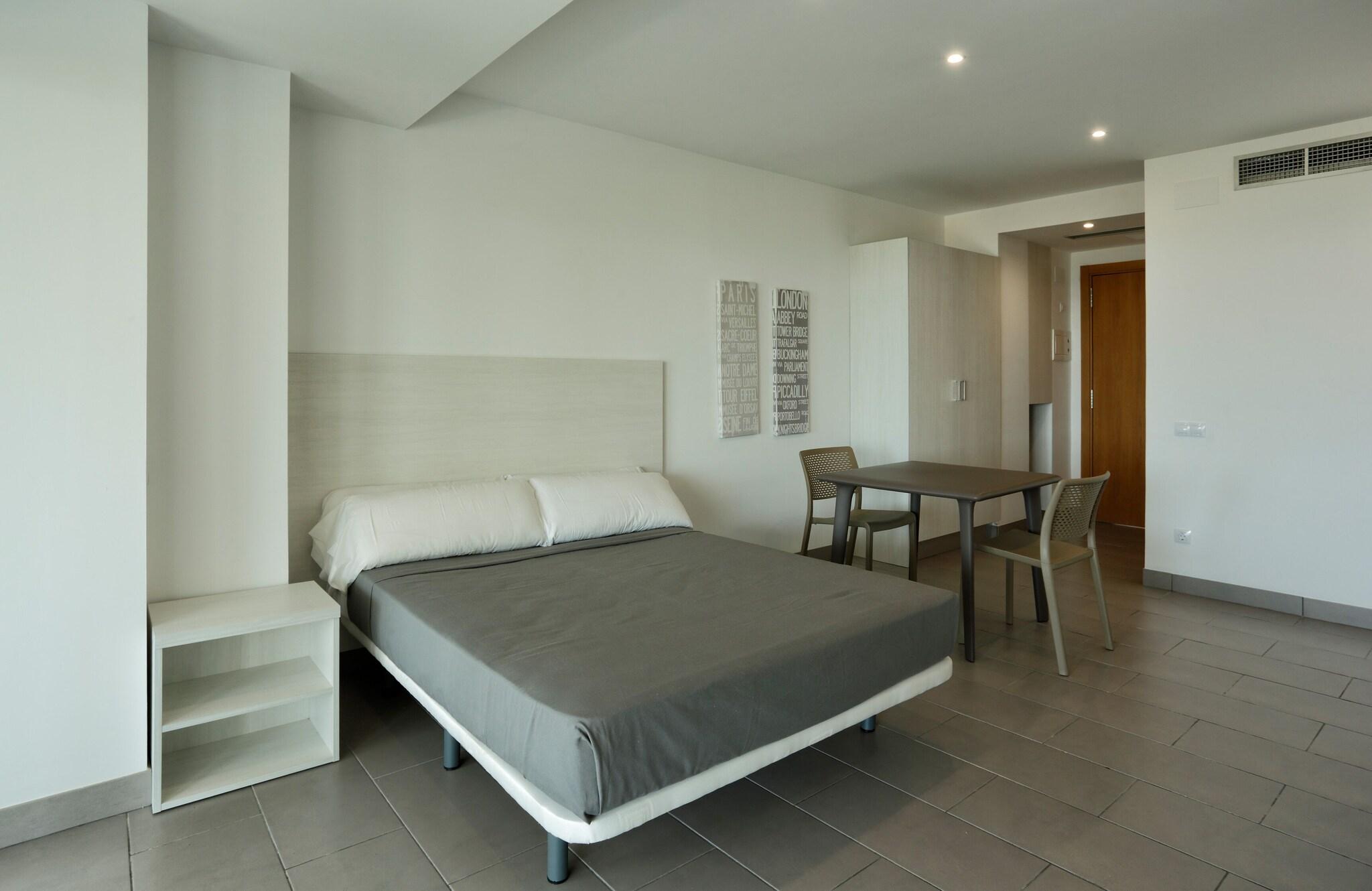 Studio Superior with Views