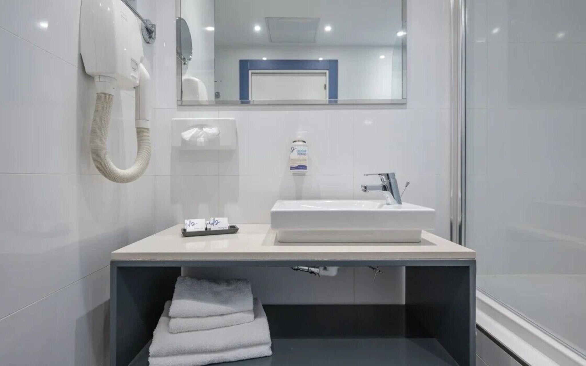 Double or Twin Executive