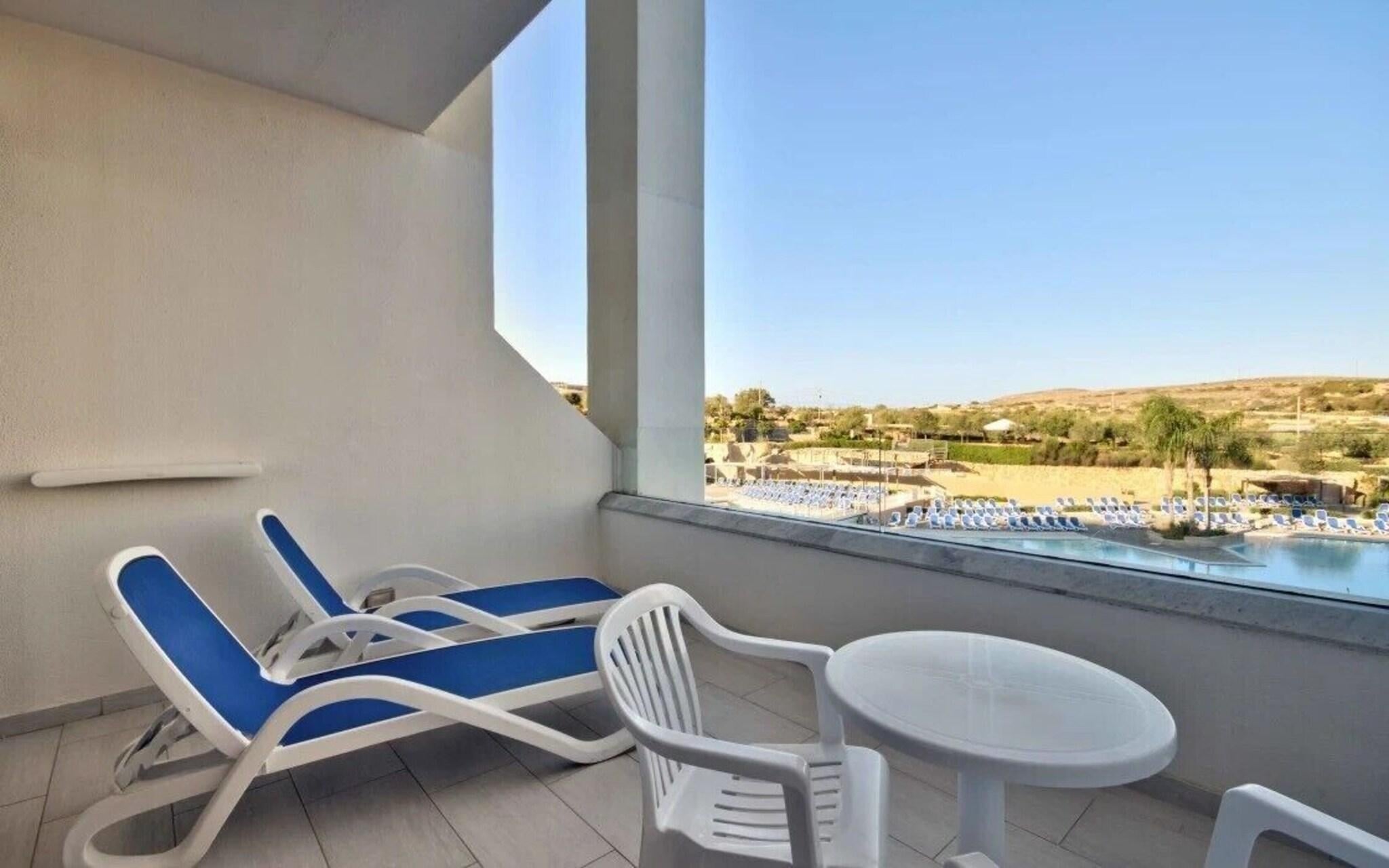 Double or Twin Executive