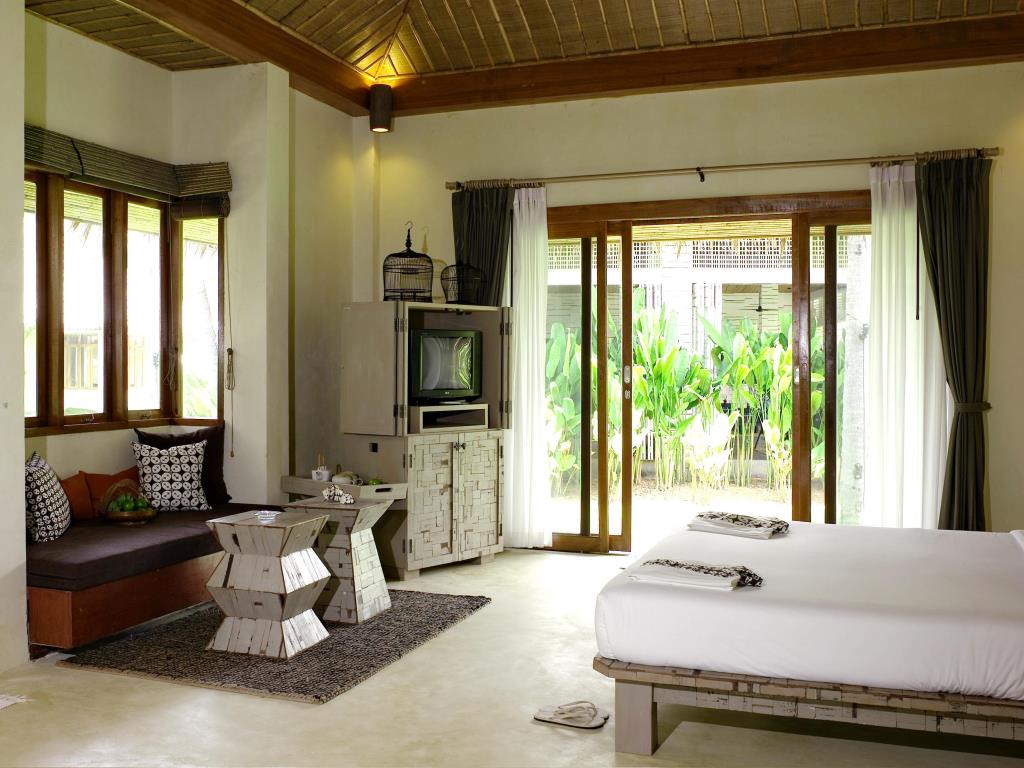 Double or Twin Standard