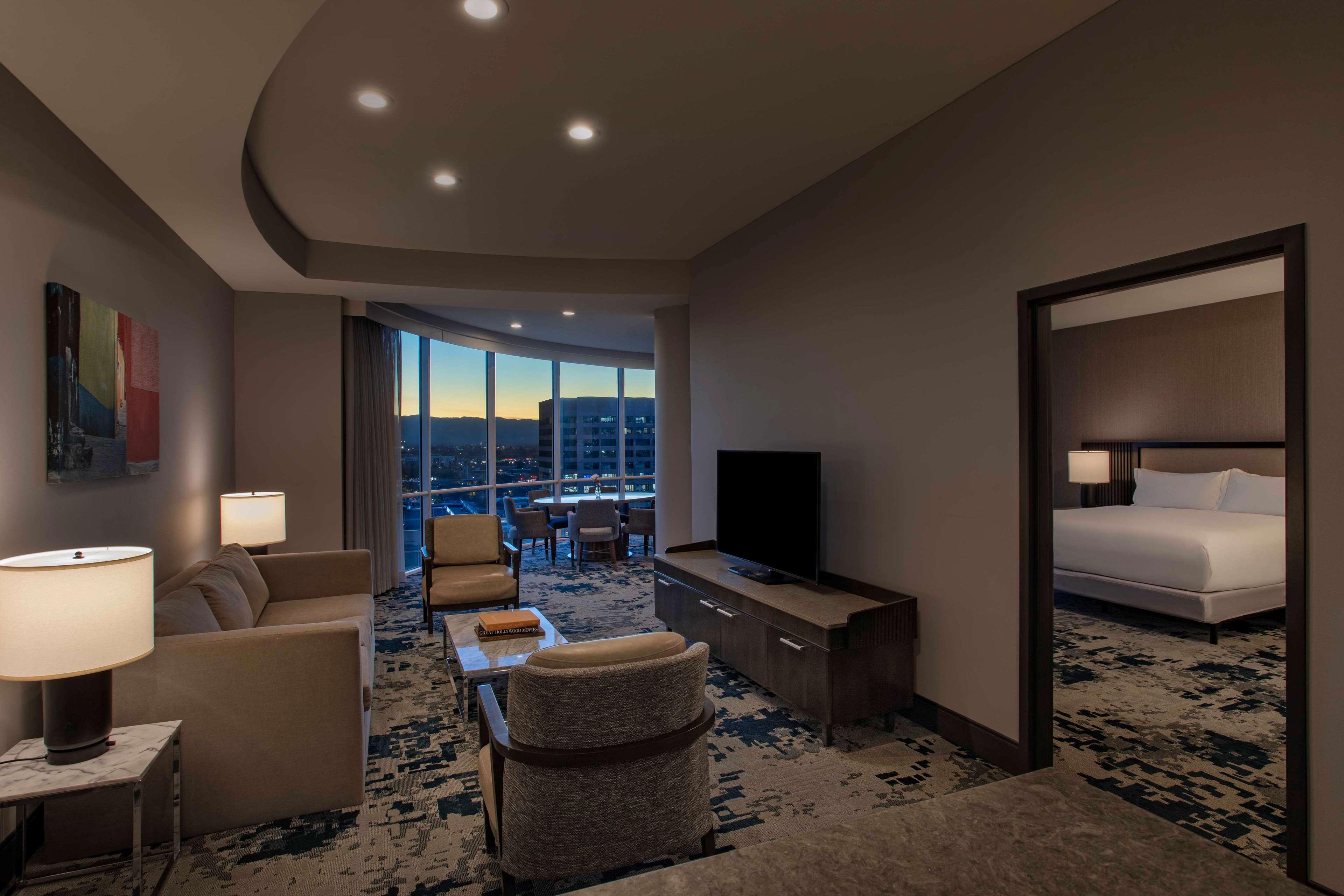 Suite King Bed One Bedroom 