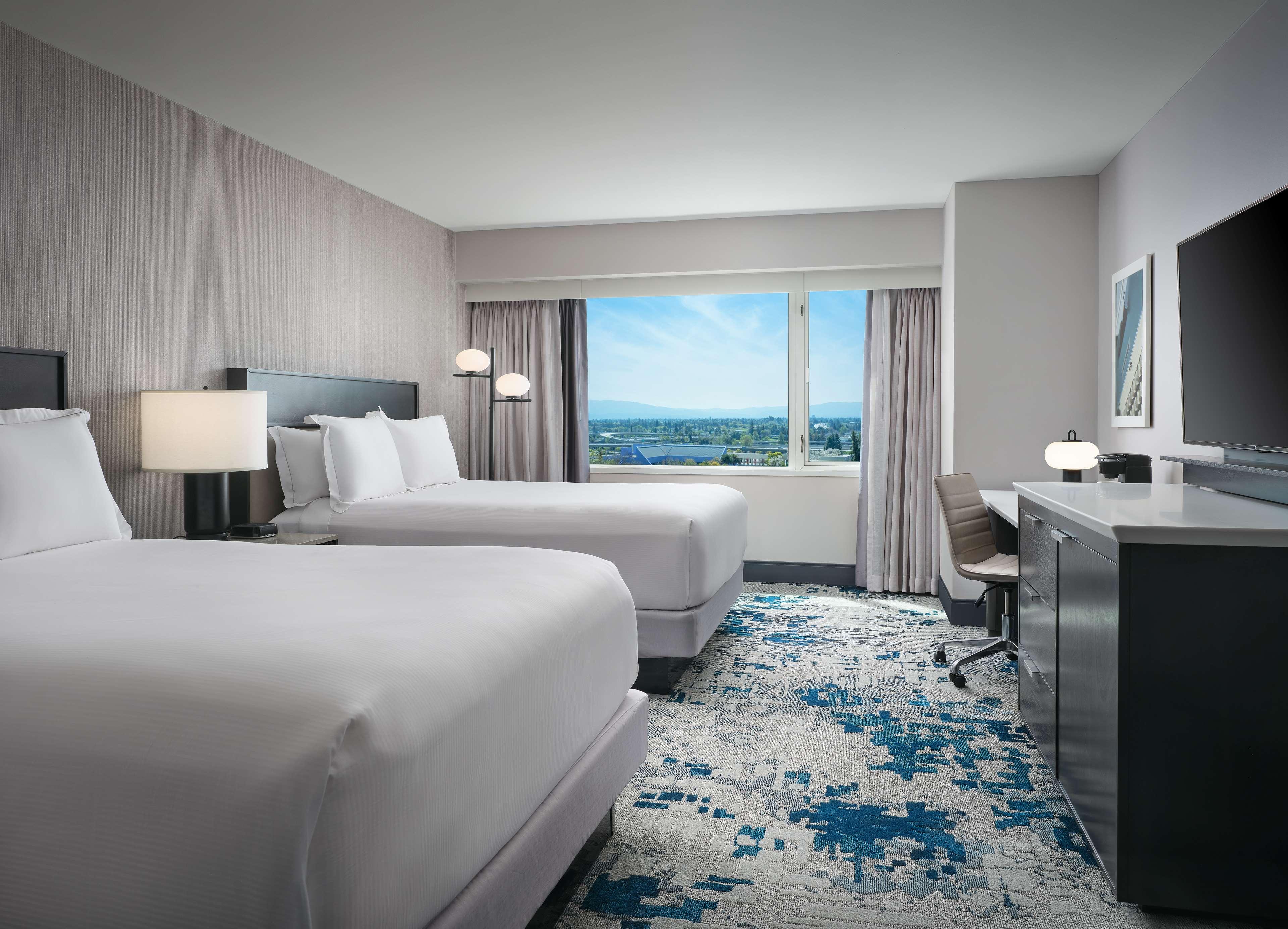 Twin City View Two Queen Beds