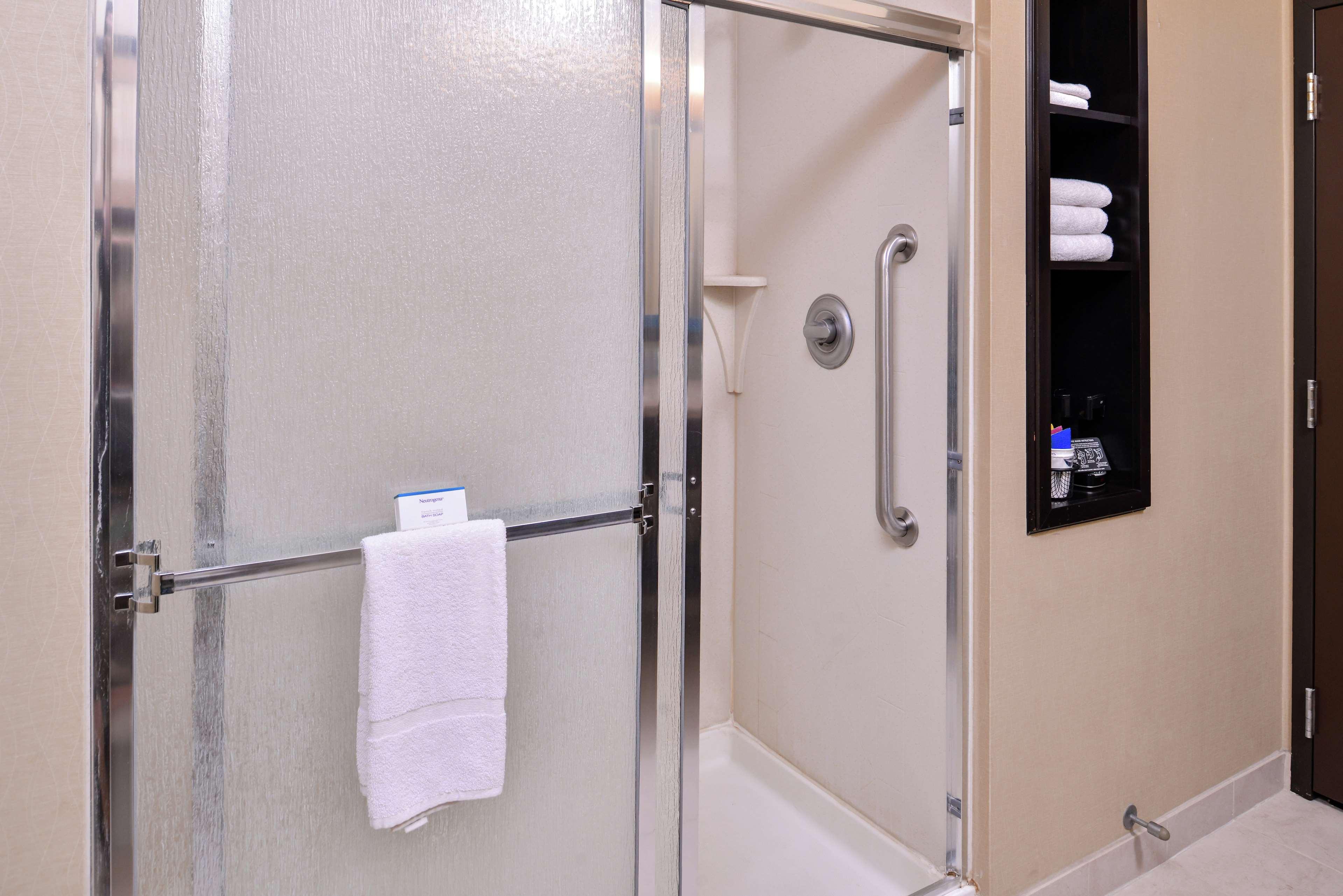 Studio King Size Bed