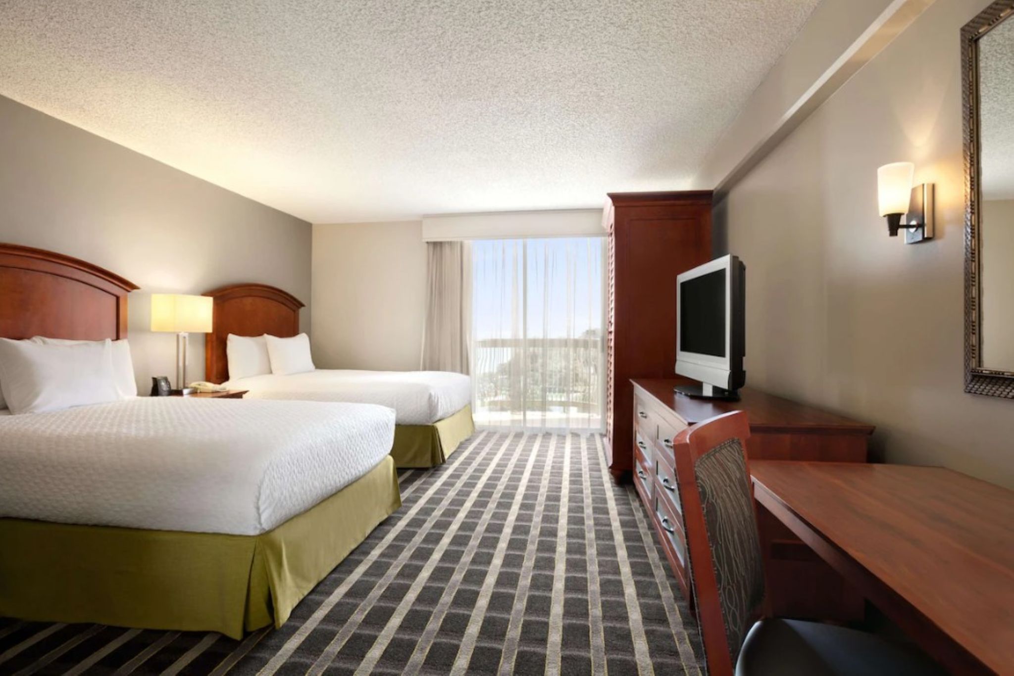Suite Two Double Beds Non Smoking