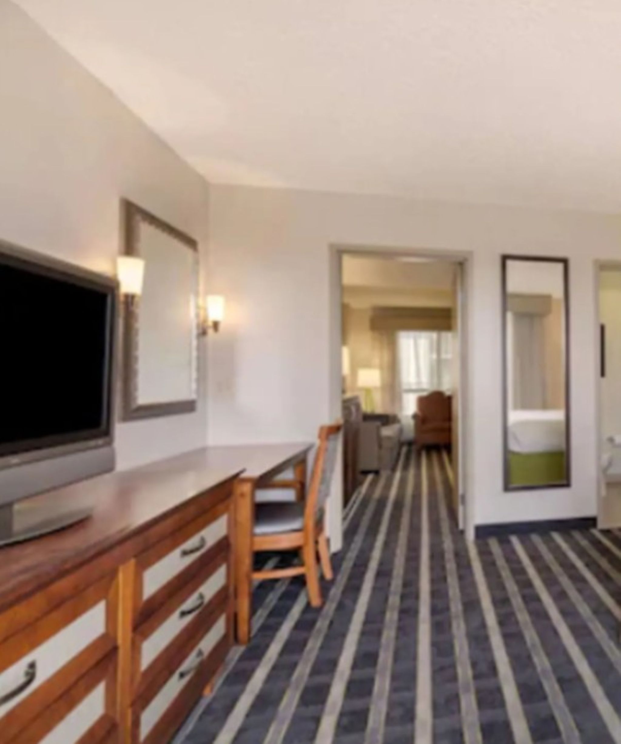 Suite King Bed Non Smoking