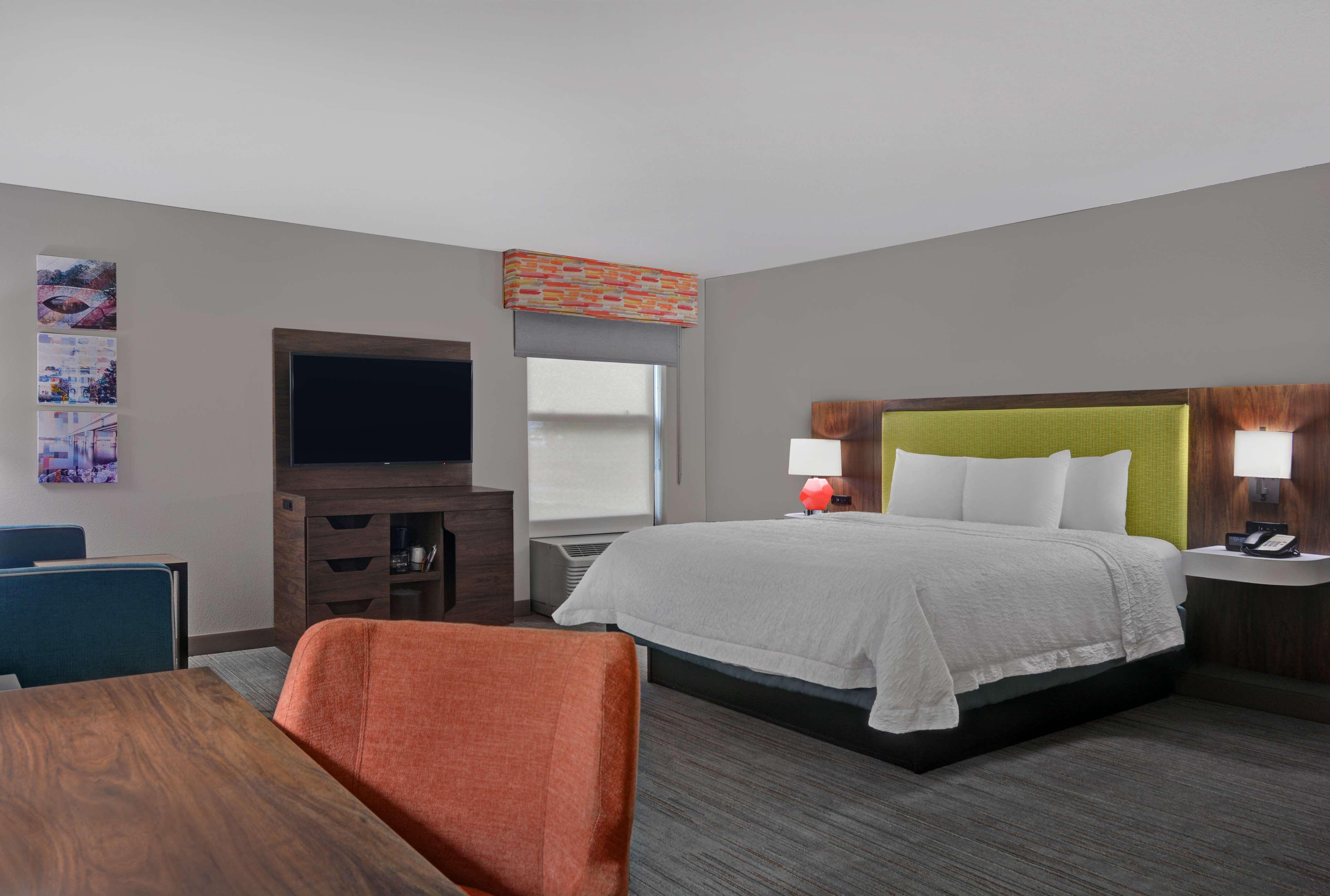 Studio King Size Bed