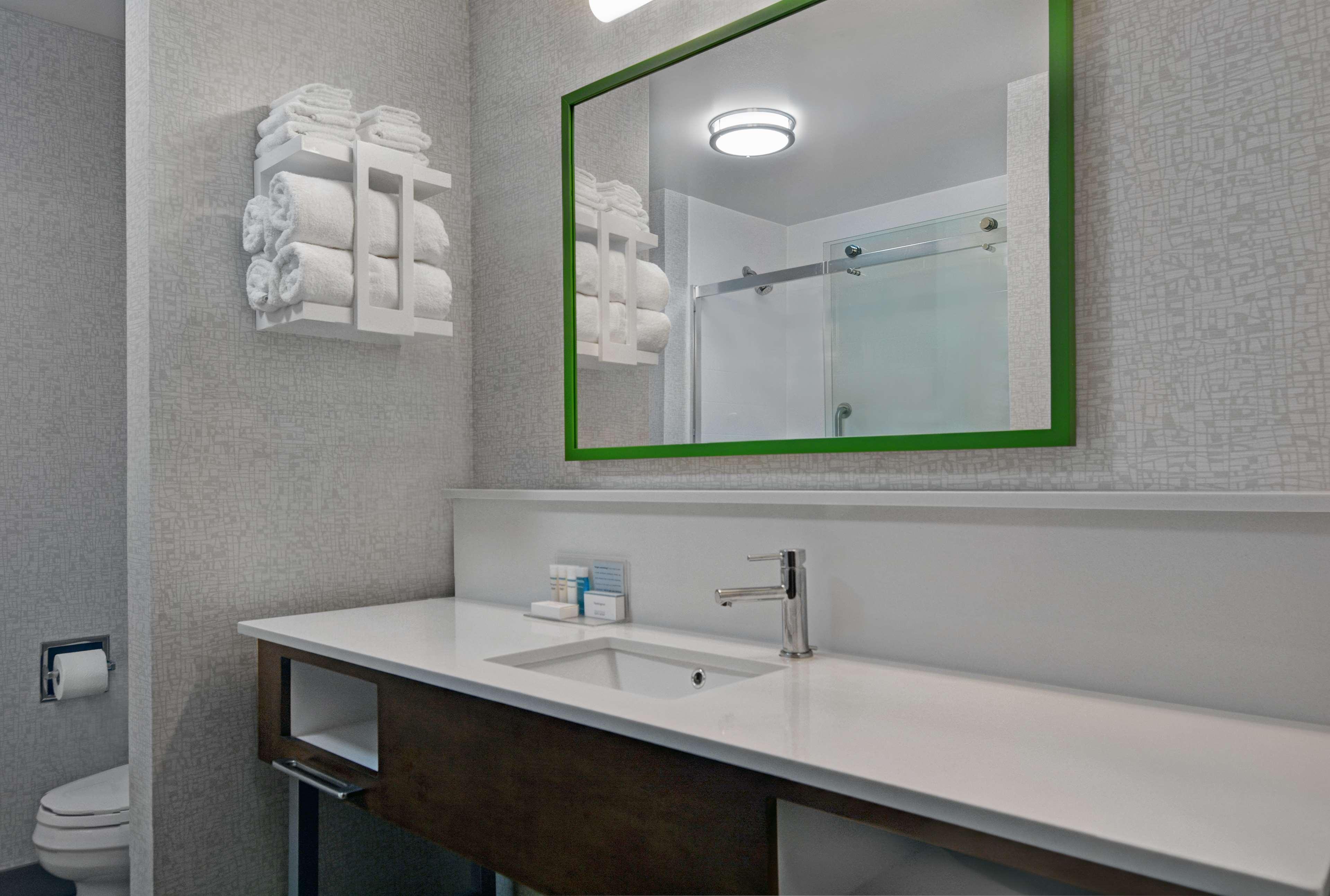 Double Two Queen Beds Non Smoking