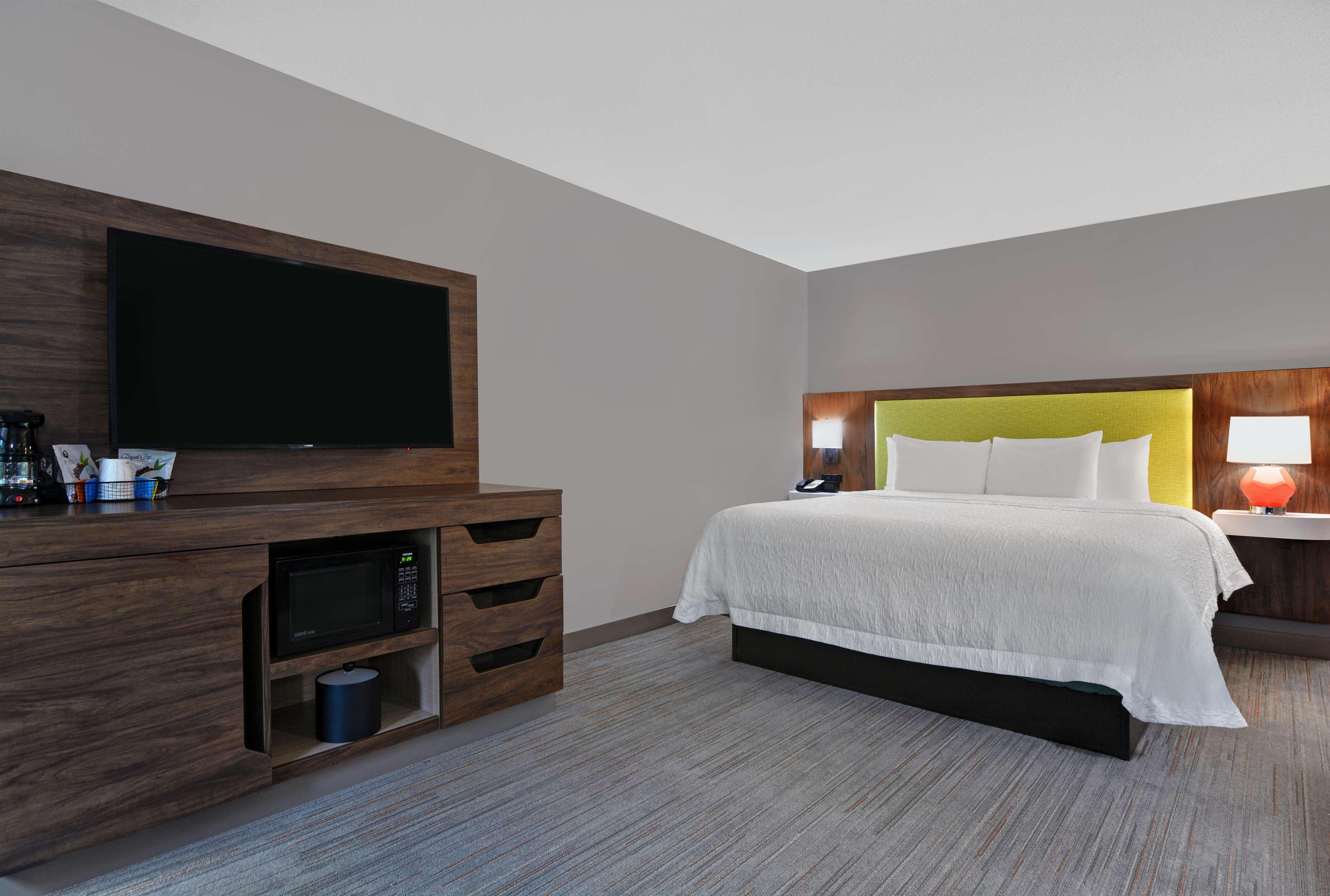 Double King Bed Non Smoking