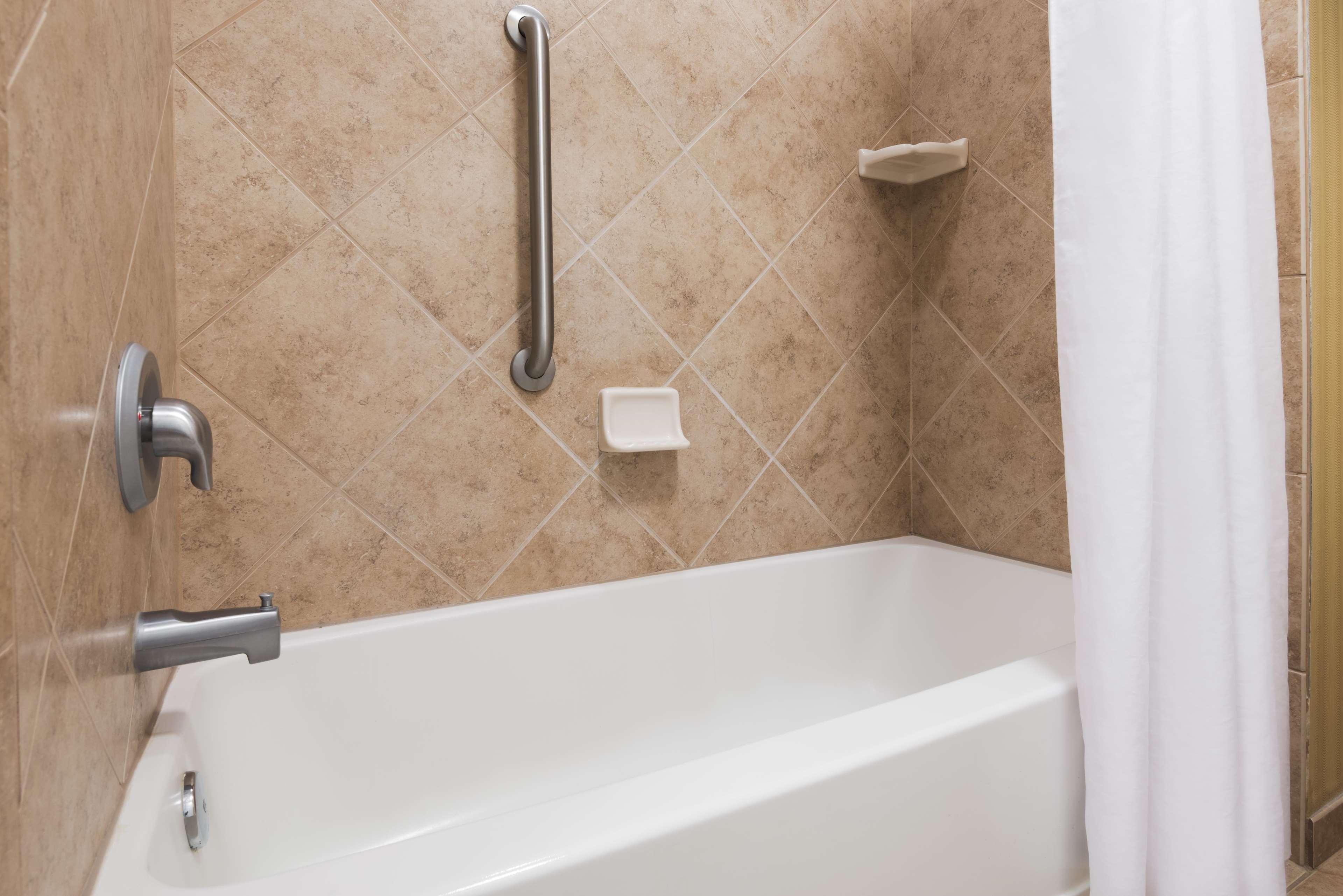 Double King Bed Non Smoking