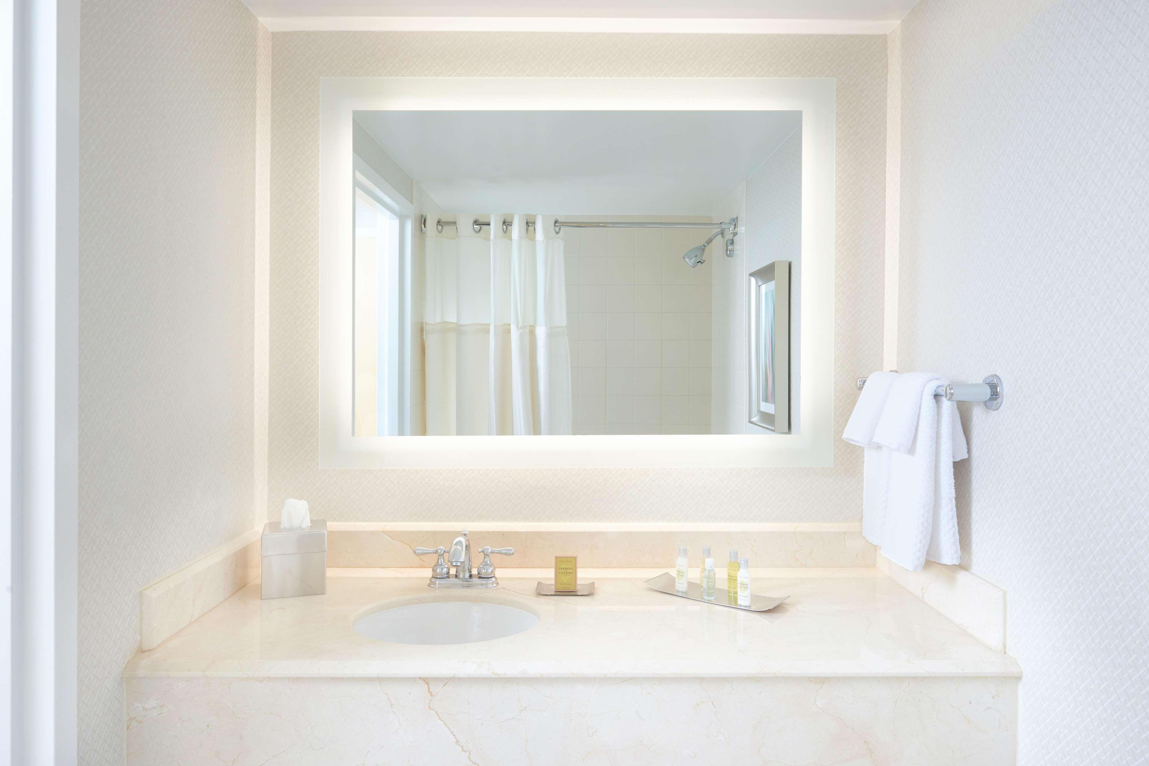 Double Two Queen Beds Non Smoking