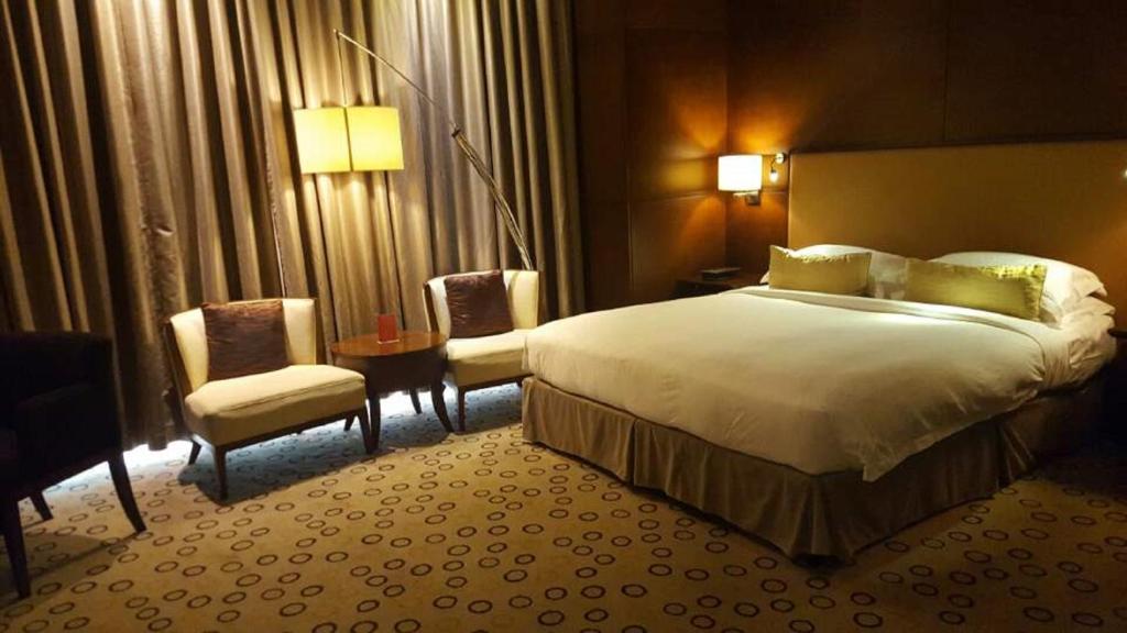 Double or Twin Deluxe