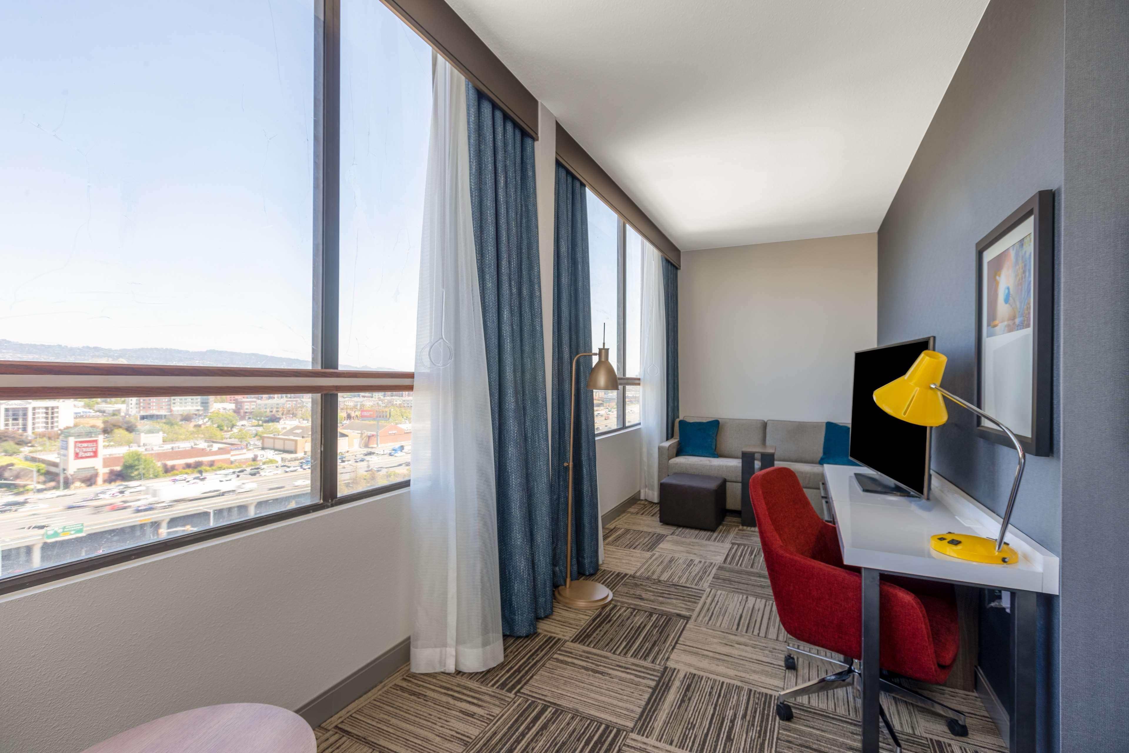 Junior Suite Mountain View