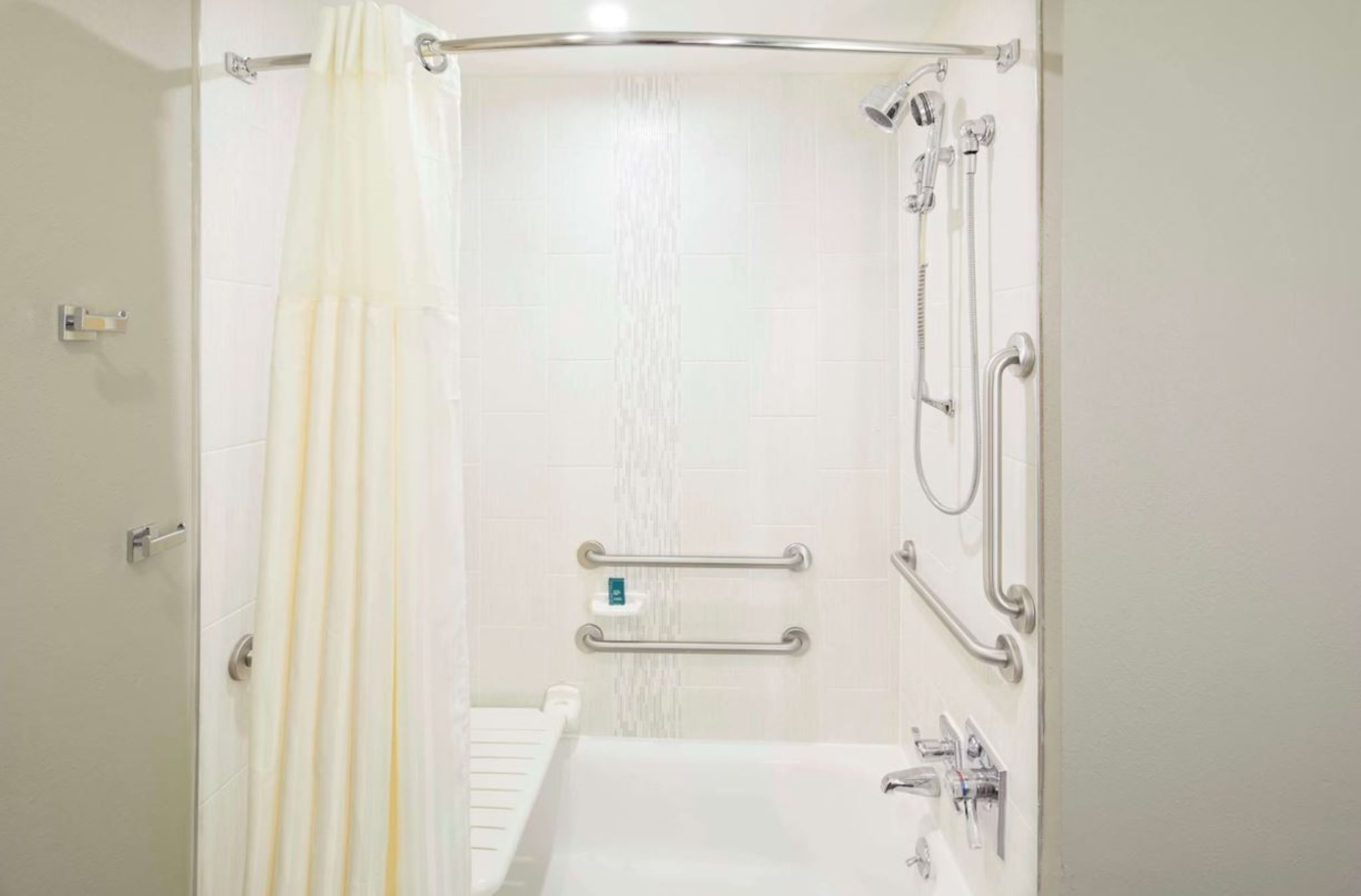 Double King Bed Non Smoking