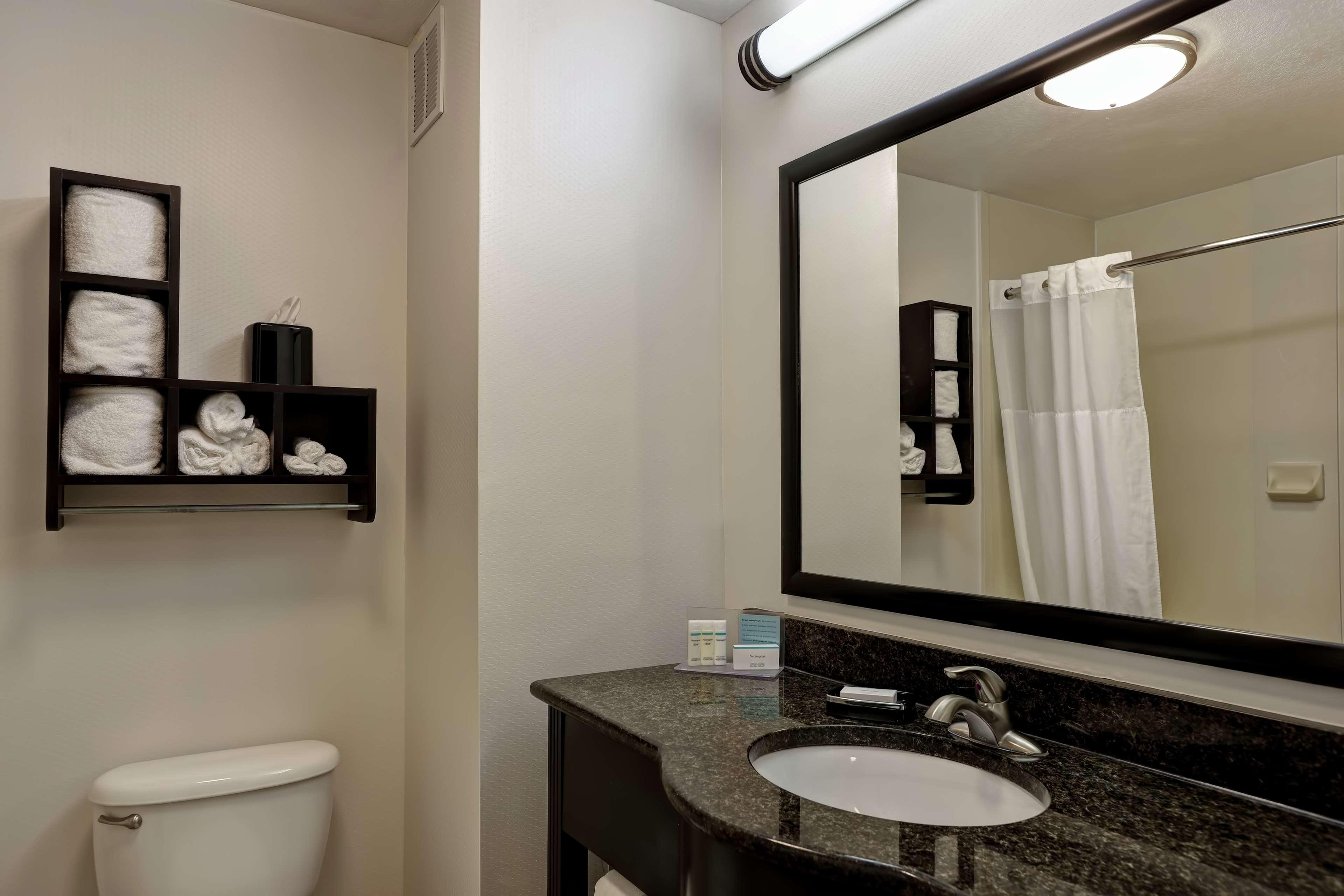 Double Two Queen Beds Non Smoking