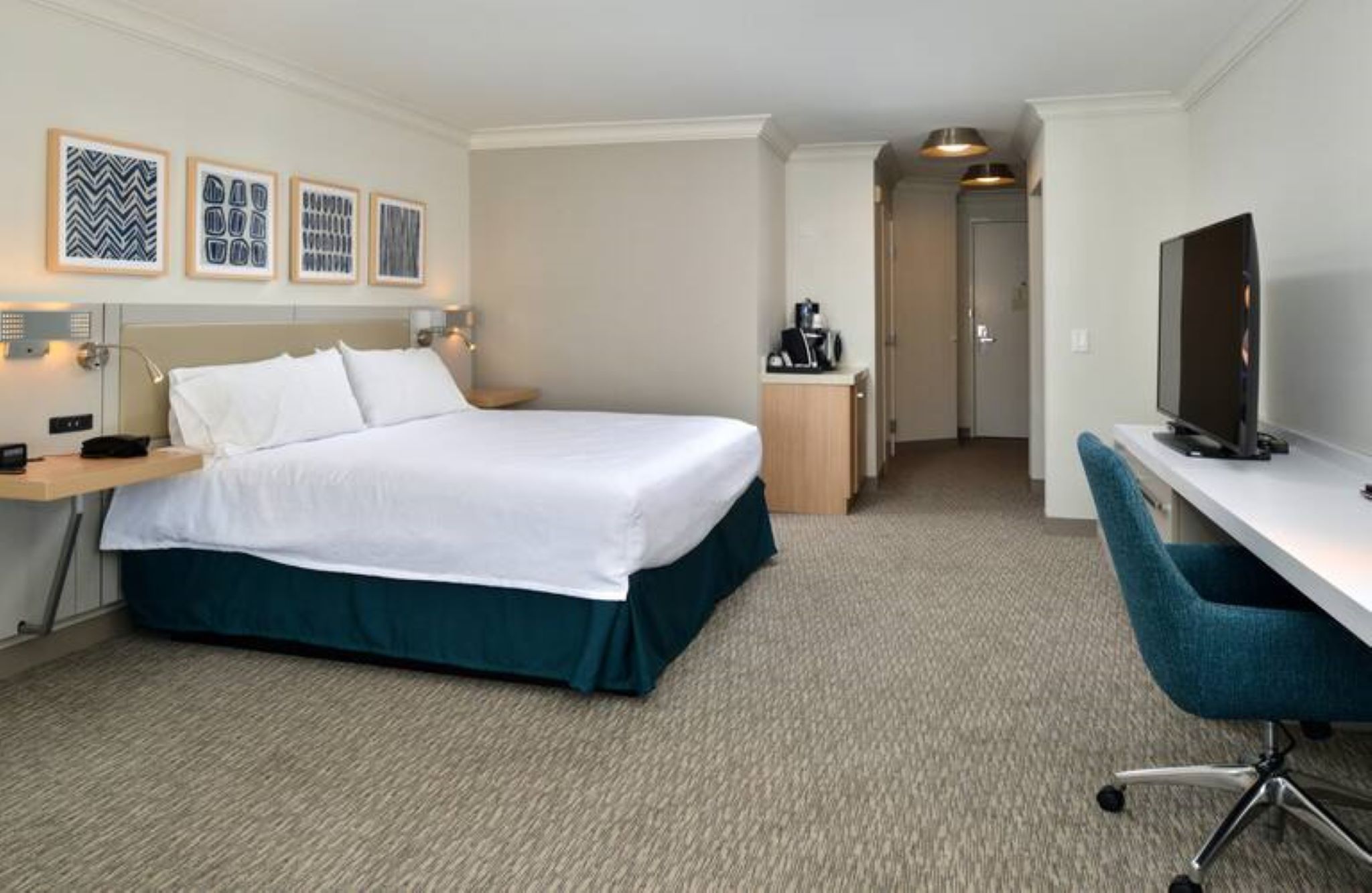 Suite King Bed One Bedroom 