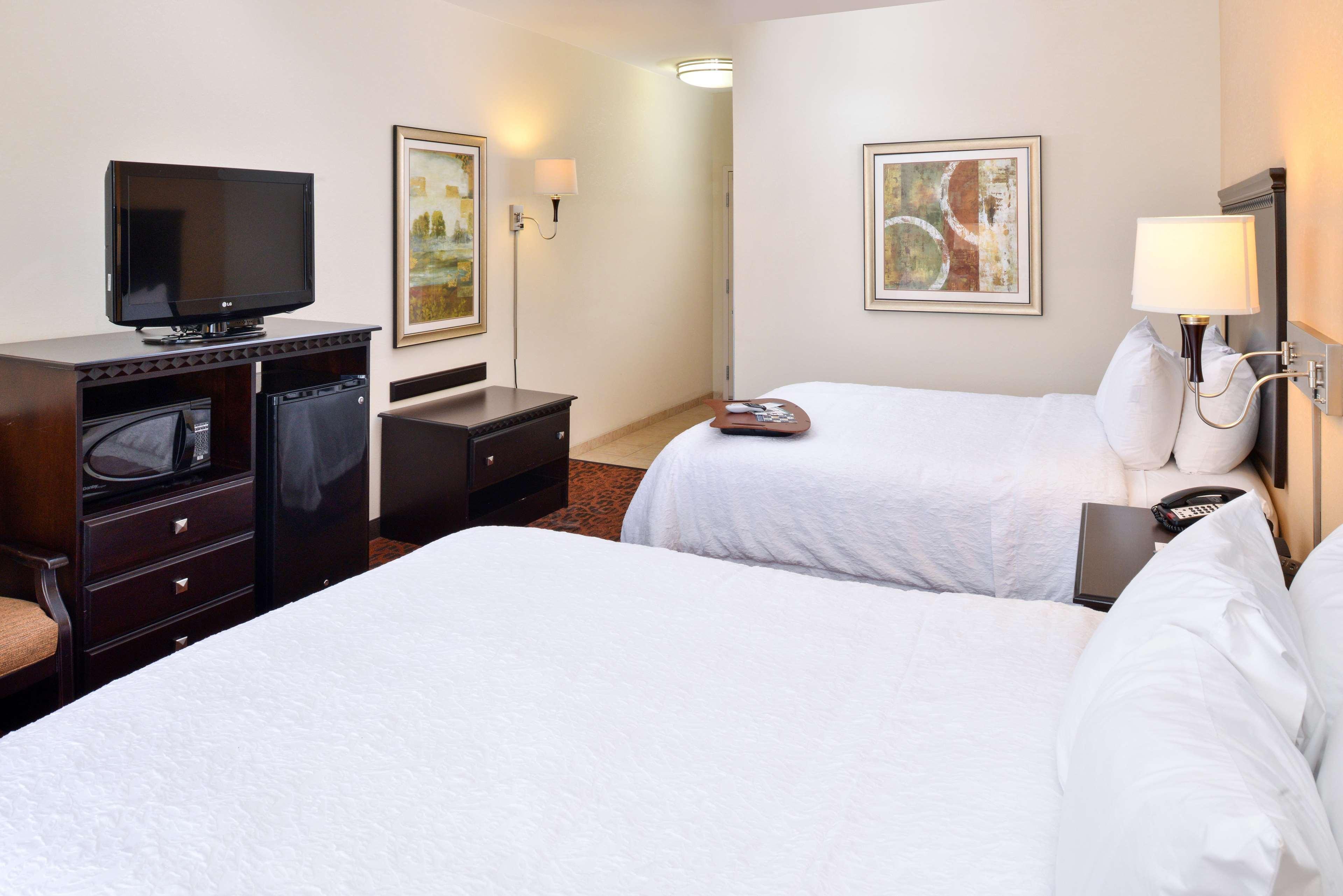 Double Two Queen Beds Non Smoking