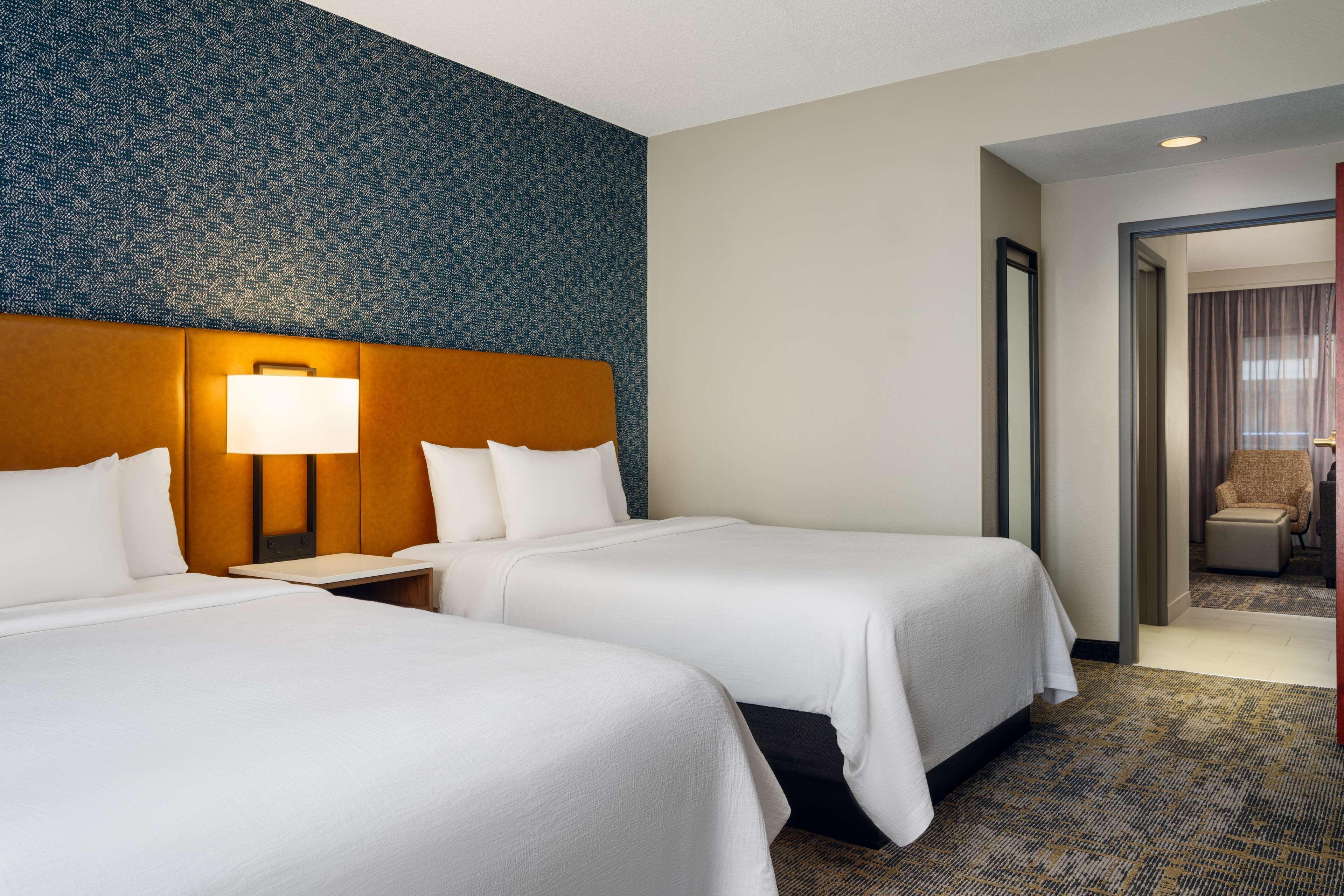 Suite Two Queen Beds Non Smoking