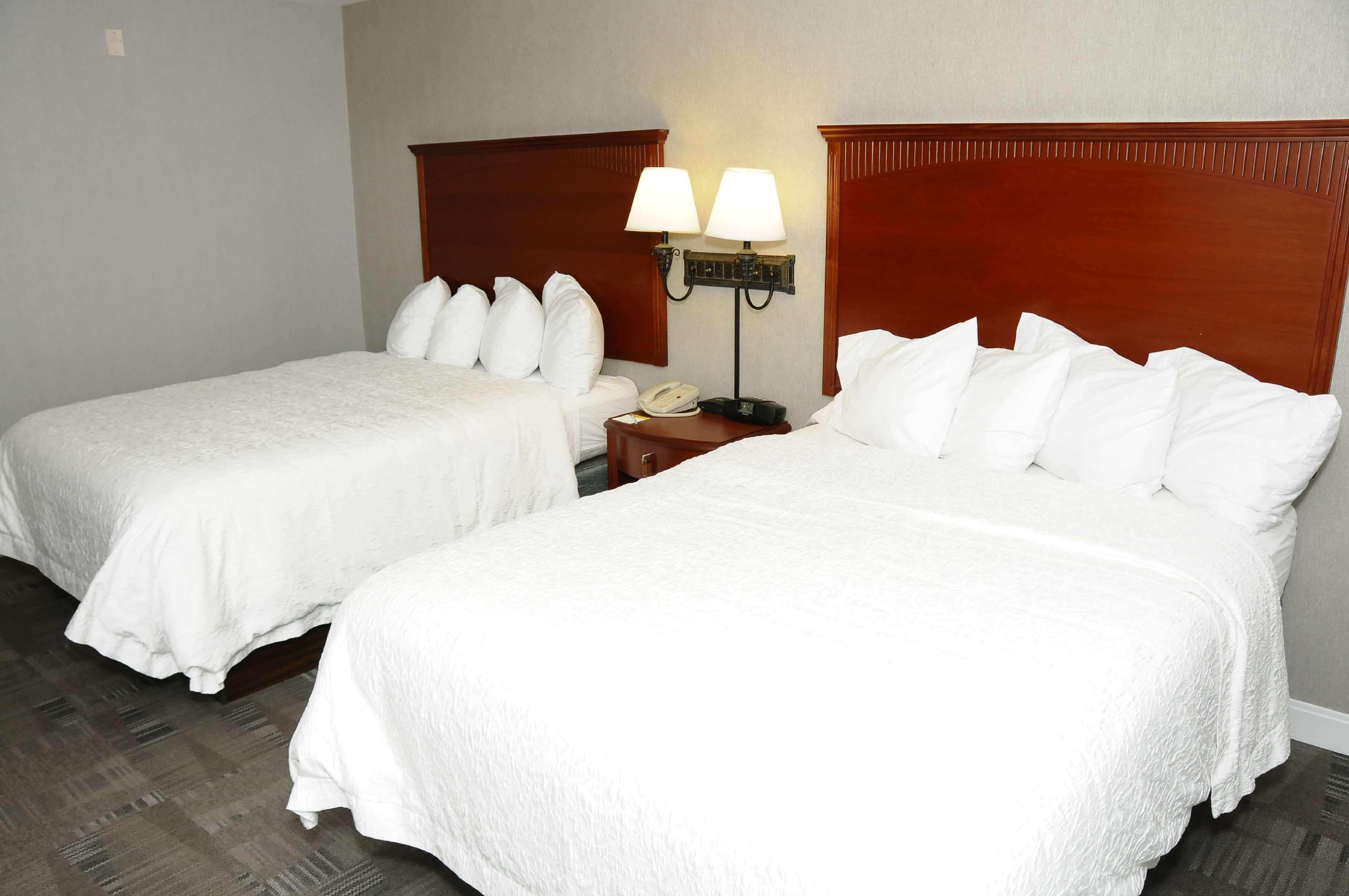 Double Two Queen Beds Non Smoking