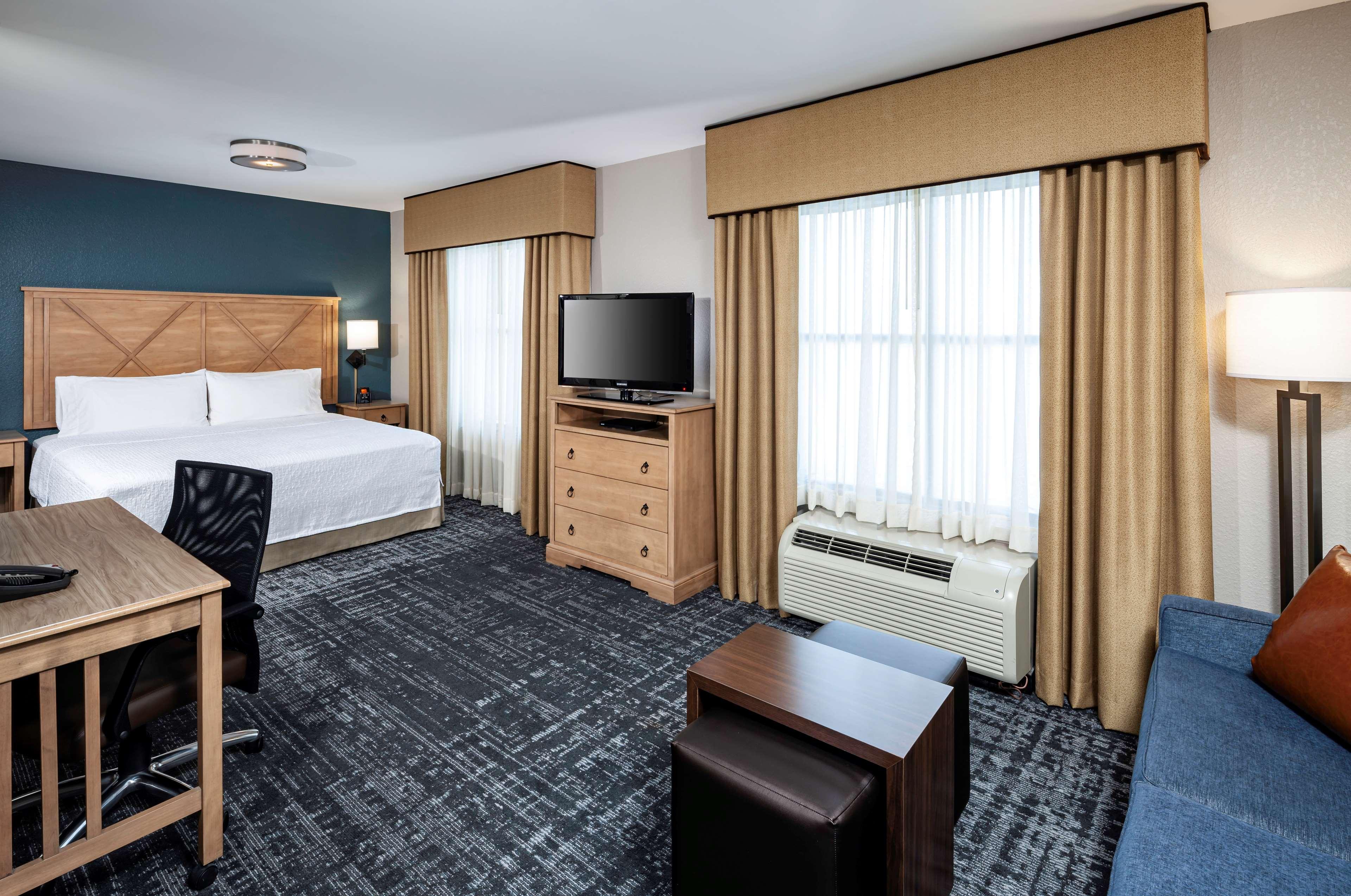 Studio King Size Bed