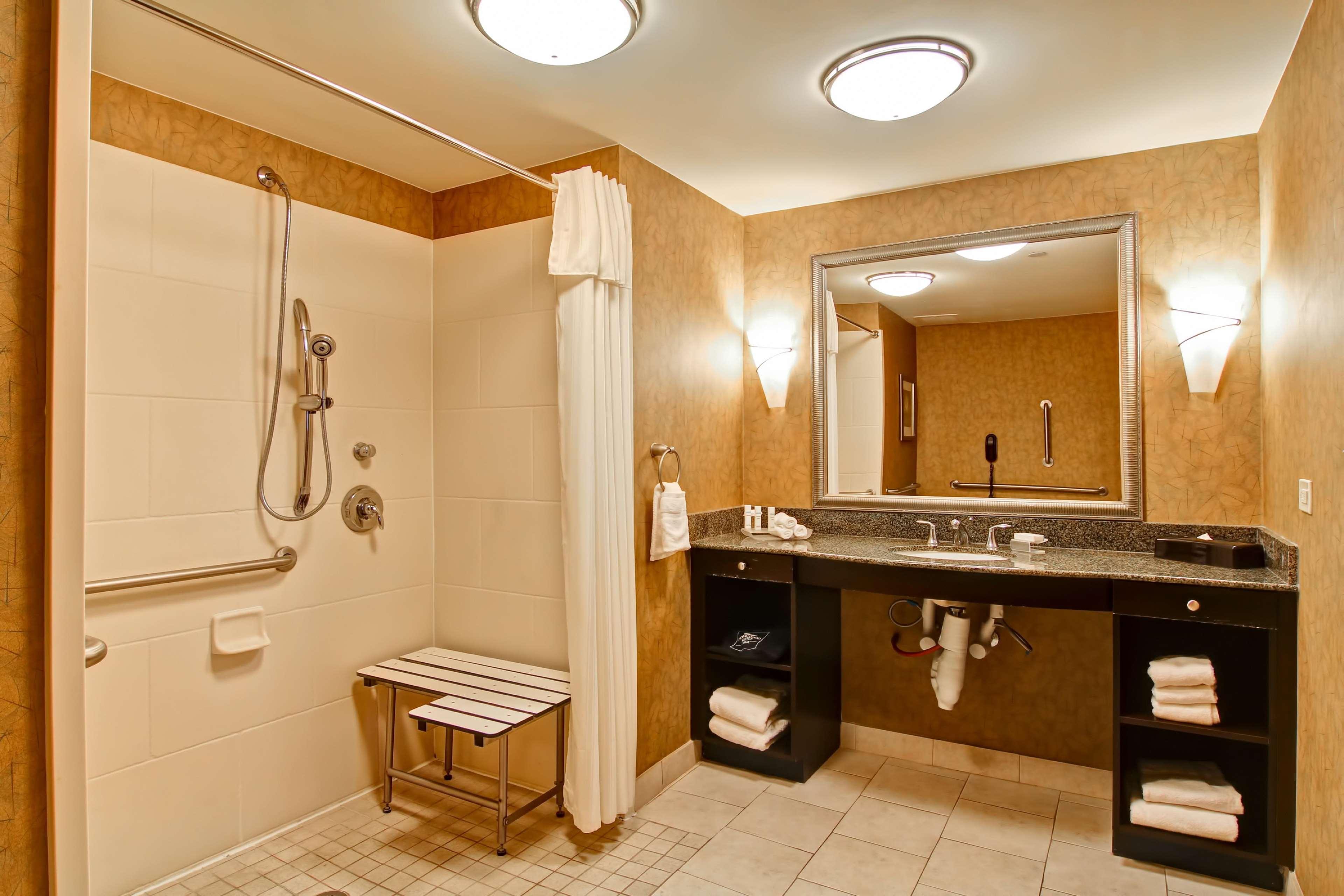 Suite Two Queen Beds