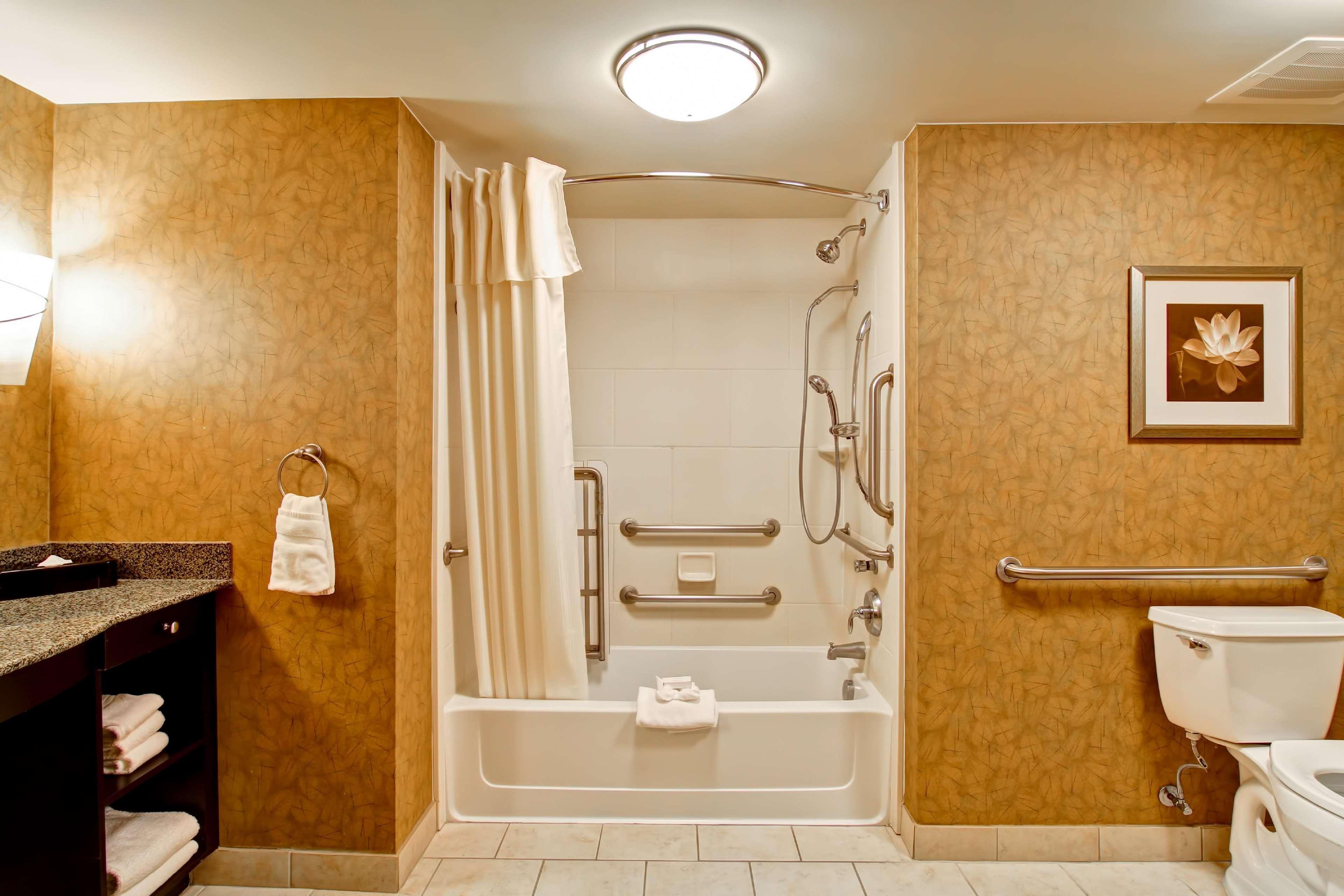 Suite Two Queen Beds