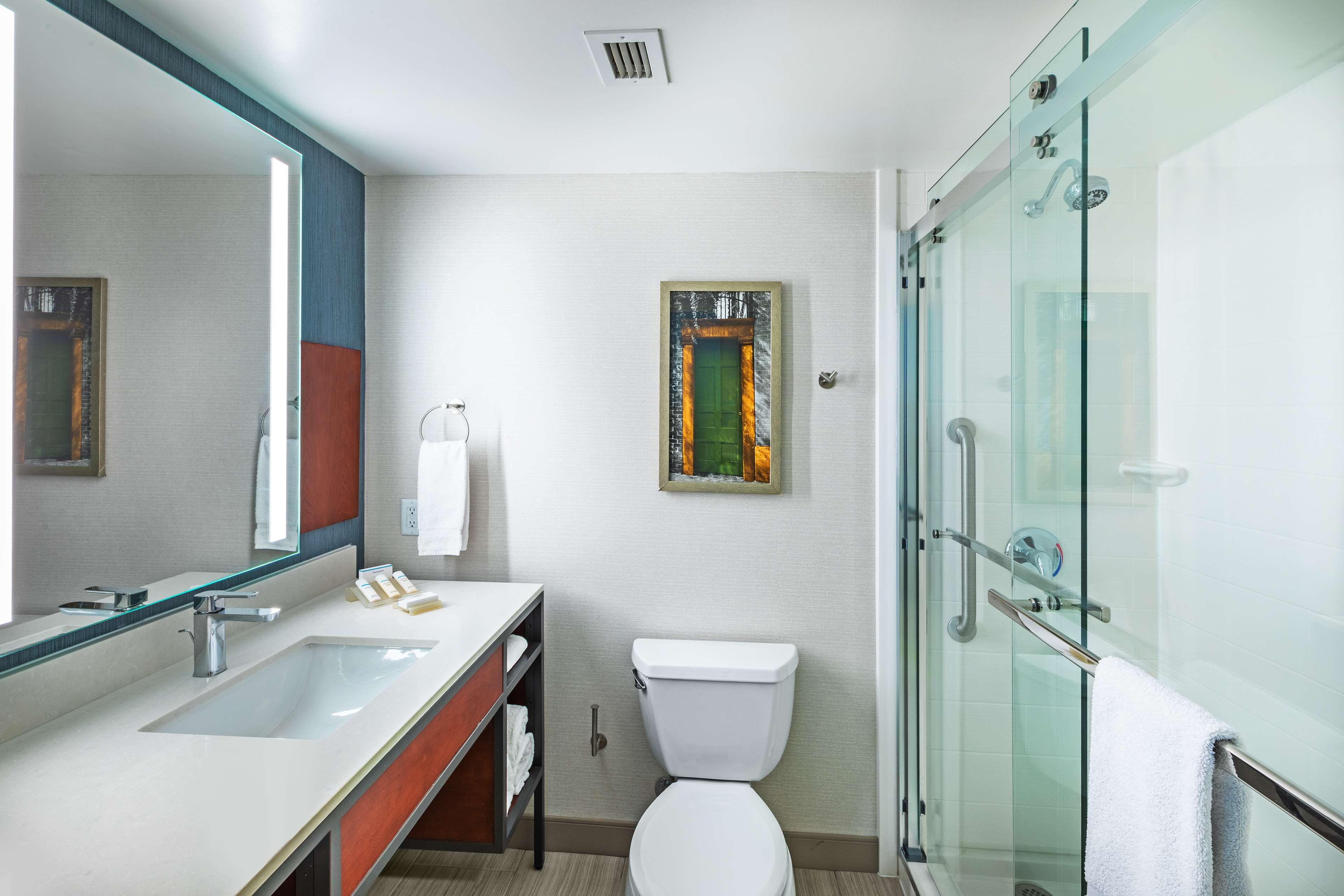 Junior Suite King Size Bed