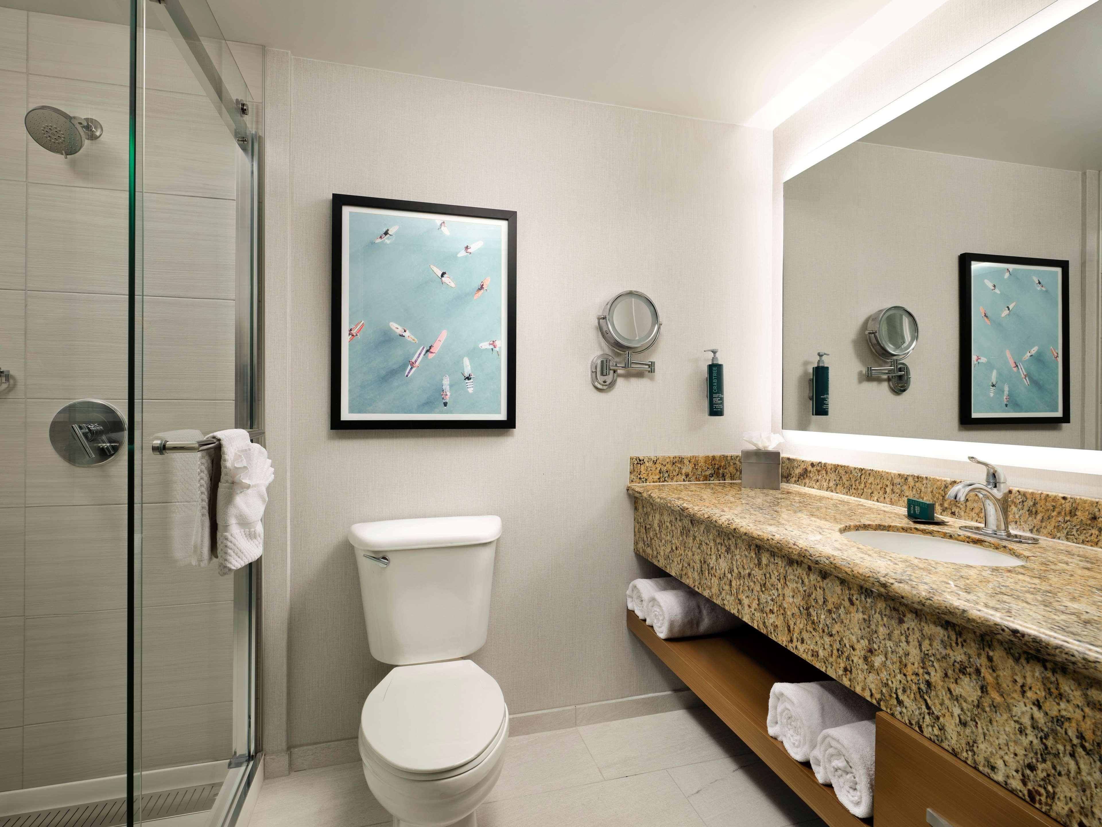 Double Deluxe King Bed