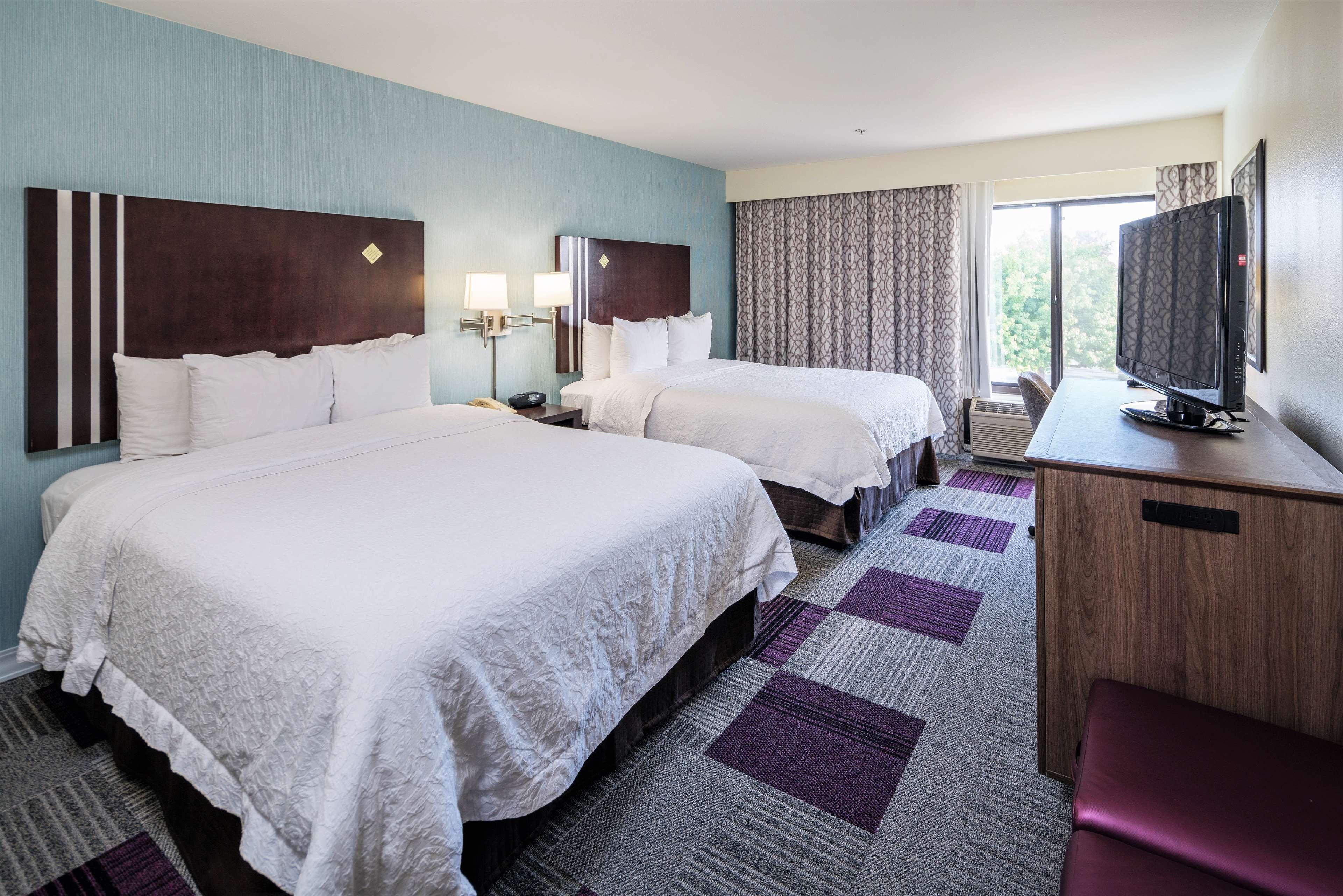 Double Two Queen Beds Non Smoking