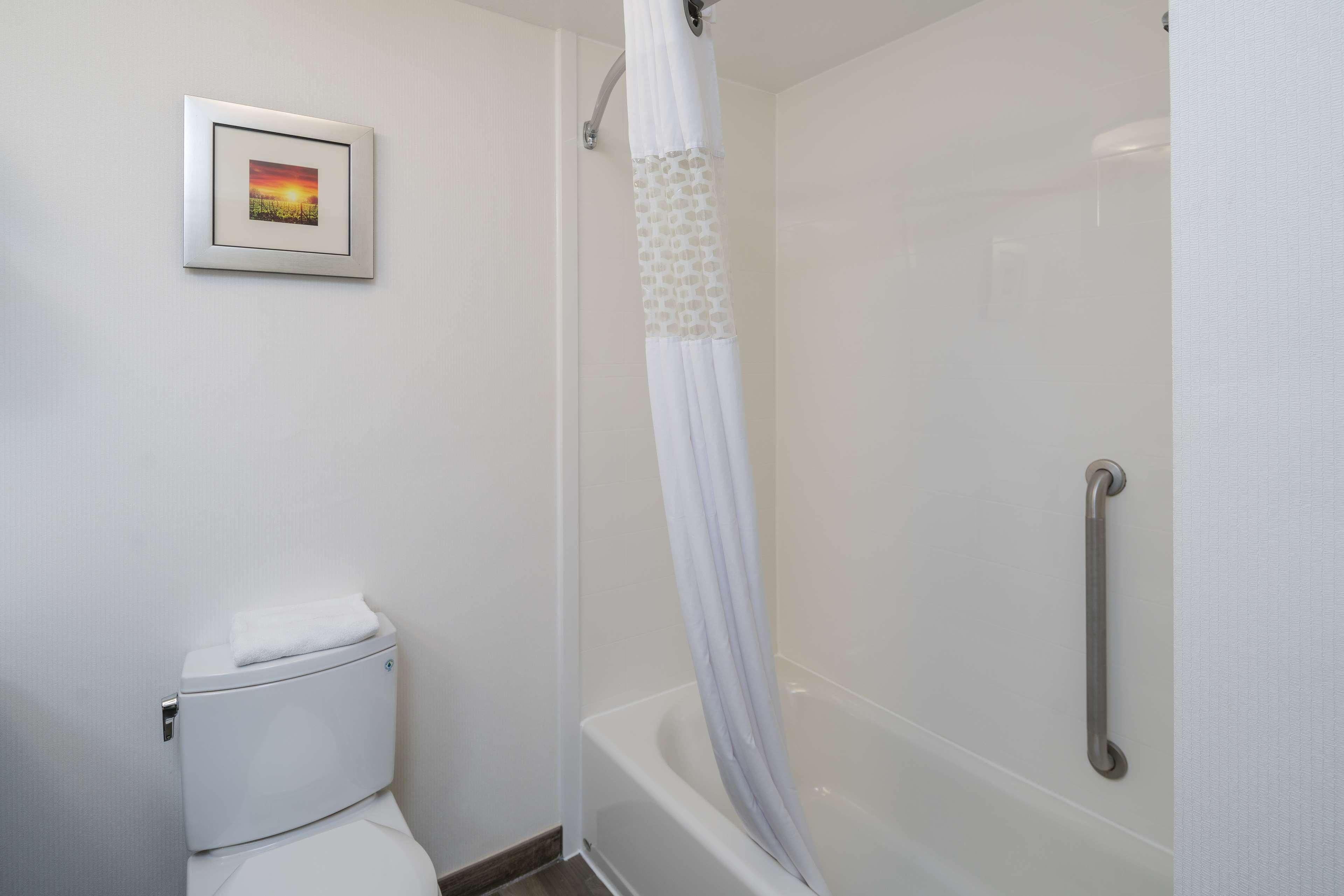 Studio King Size Bed