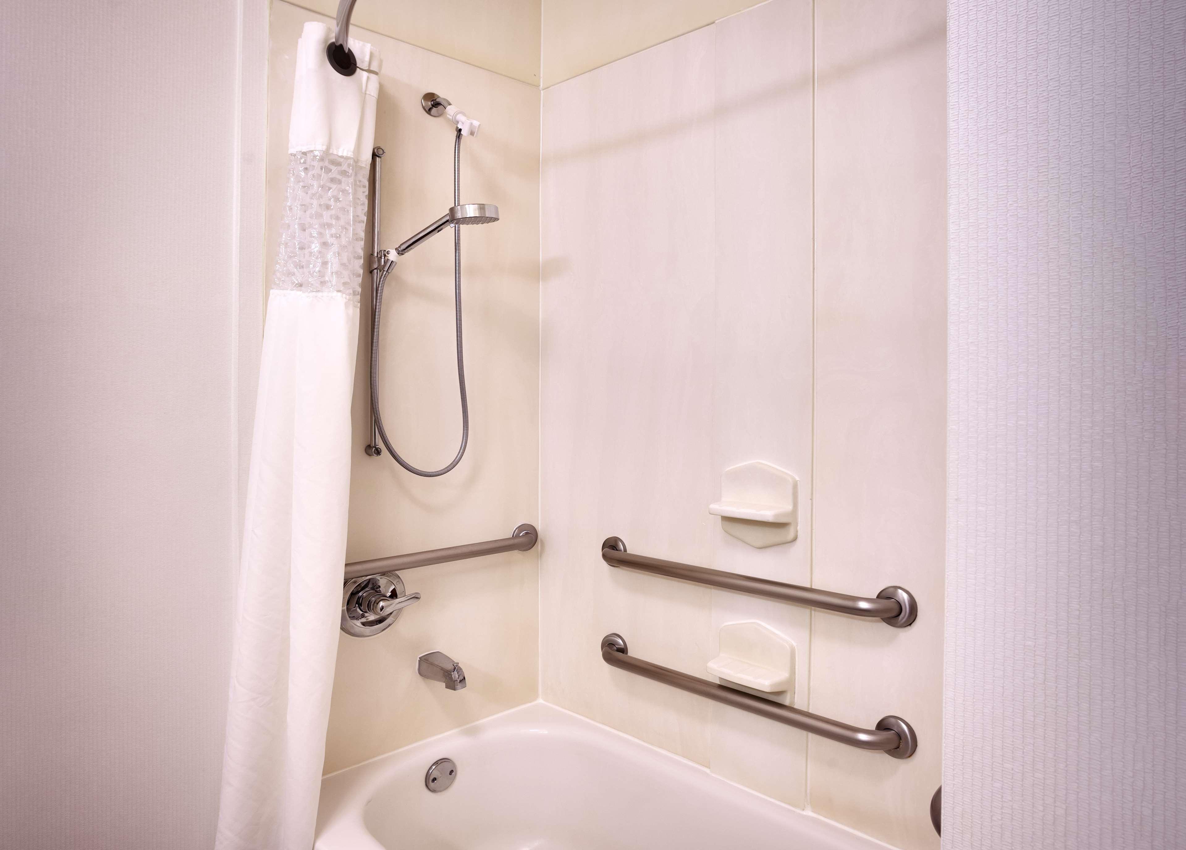 Double King Bed Non Smoking