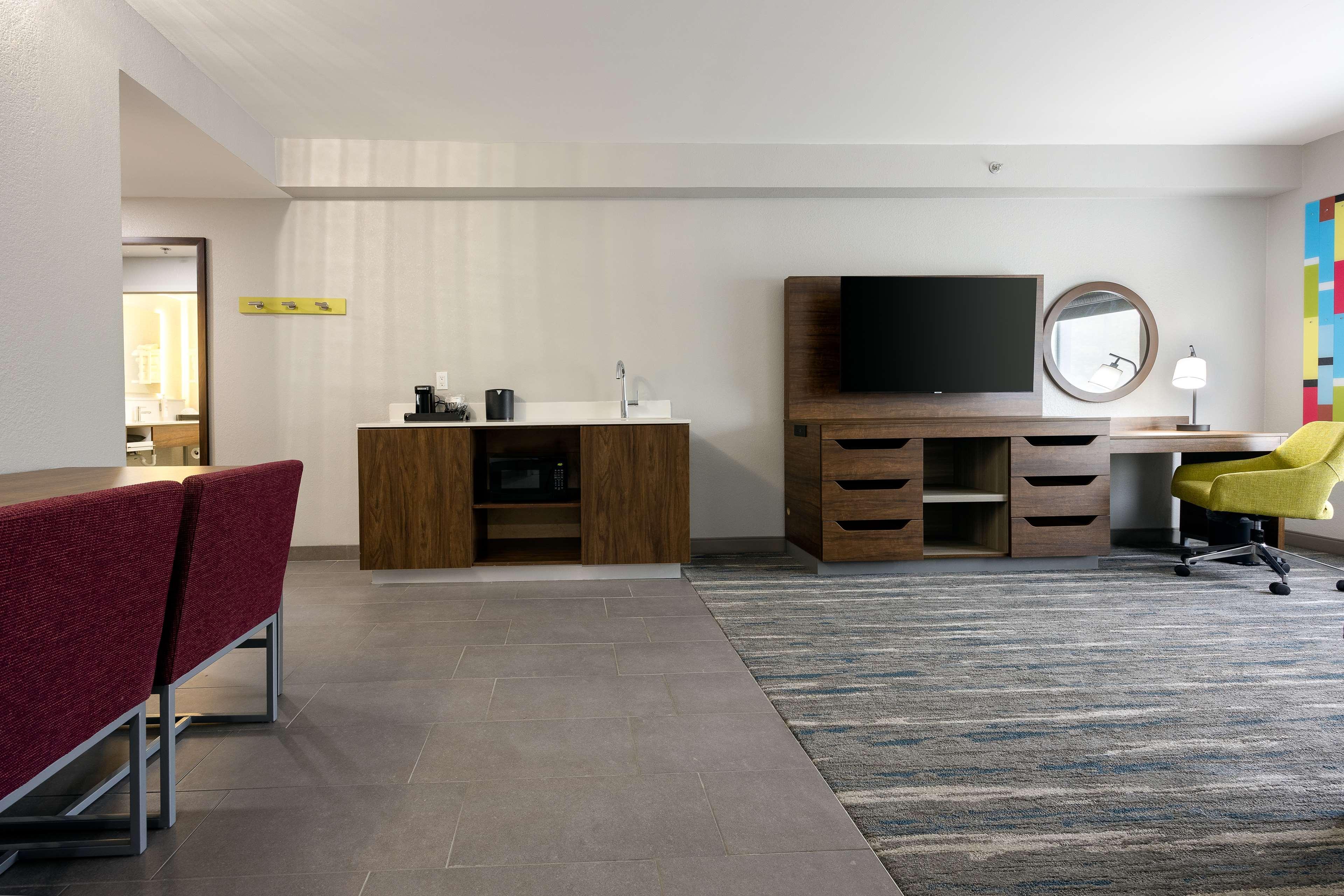 Suite King Bed Non Smoking